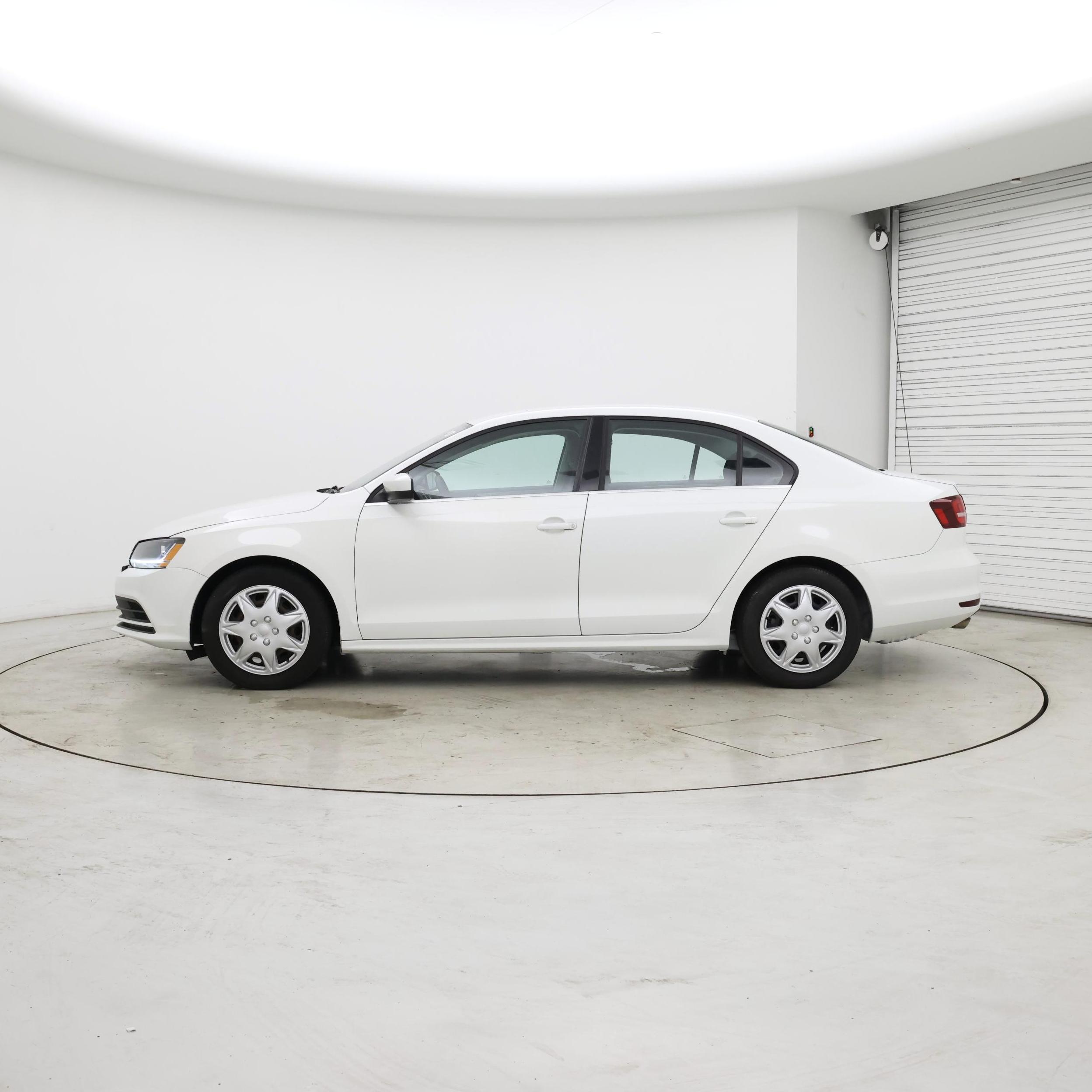 Thumbnail: 2017 Volkswagen Jetta - 3