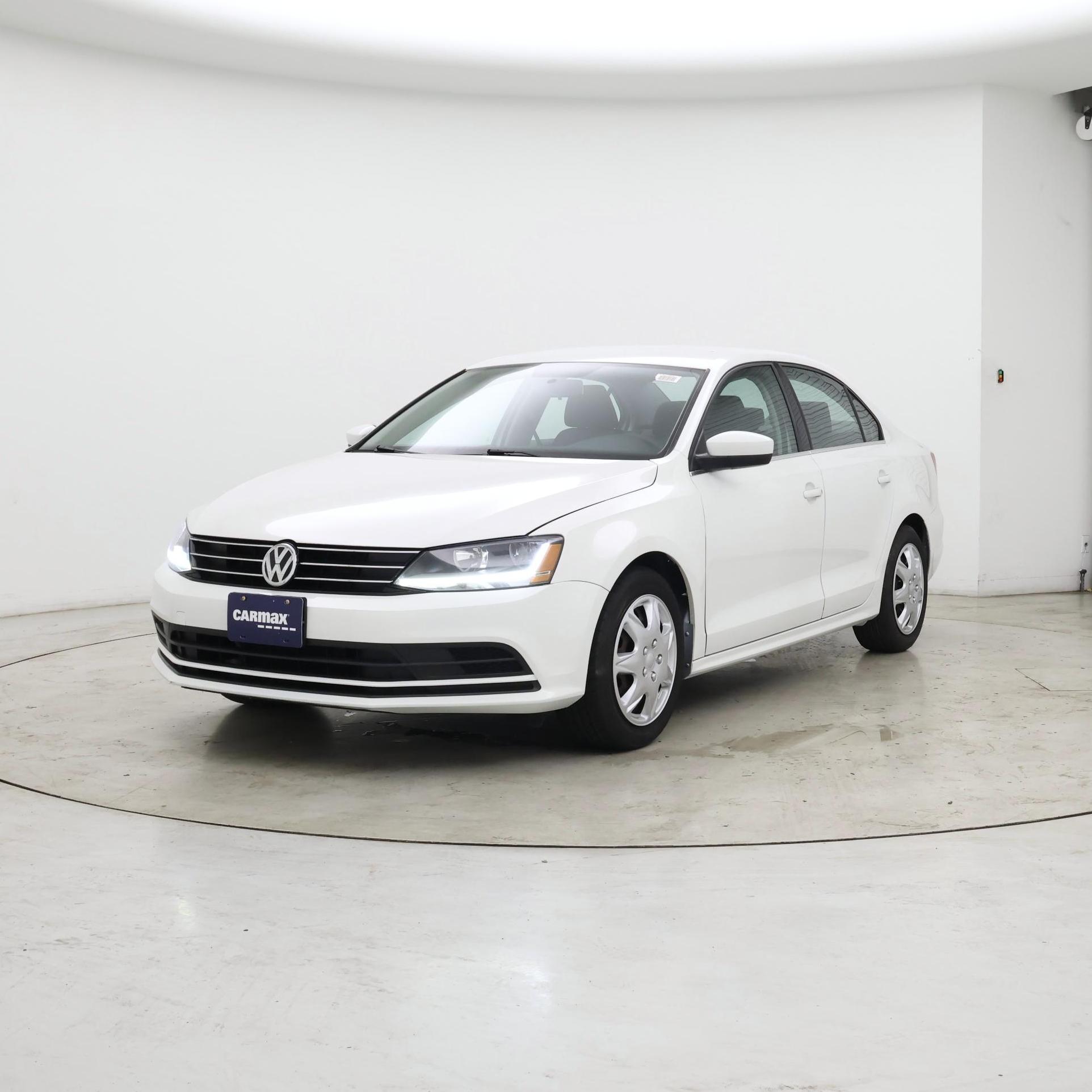 Thumbnail: 2017 Volkswagen Jetta - 4