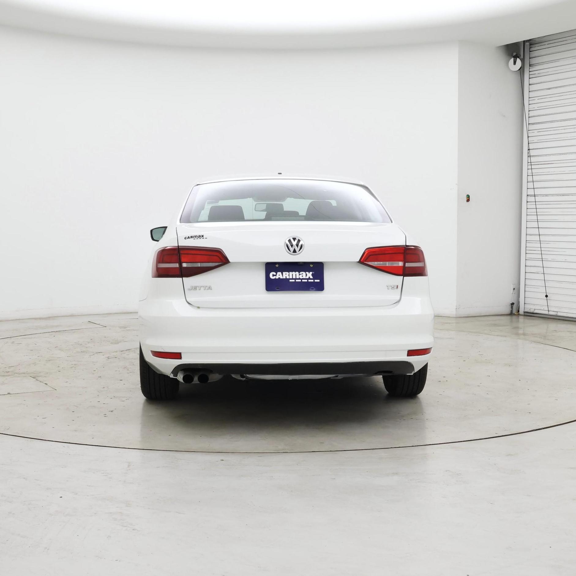 Thumbnail: 2017 Volkswagen Jetta - 6