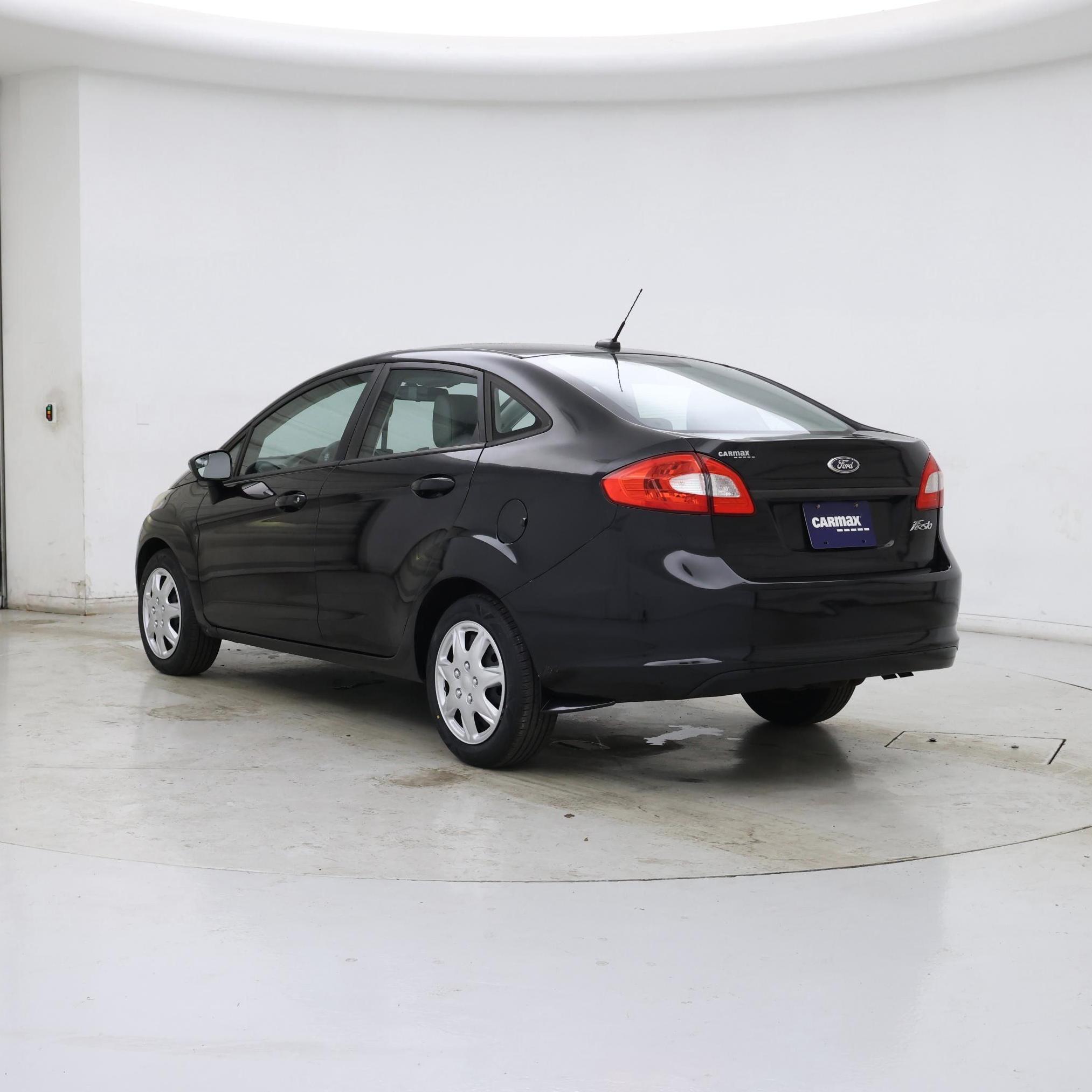Thumbnail: 2013 Ford Fiesta - 2