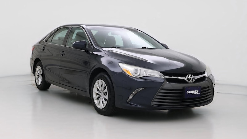 2015 Toyota Camry LE Hero Image