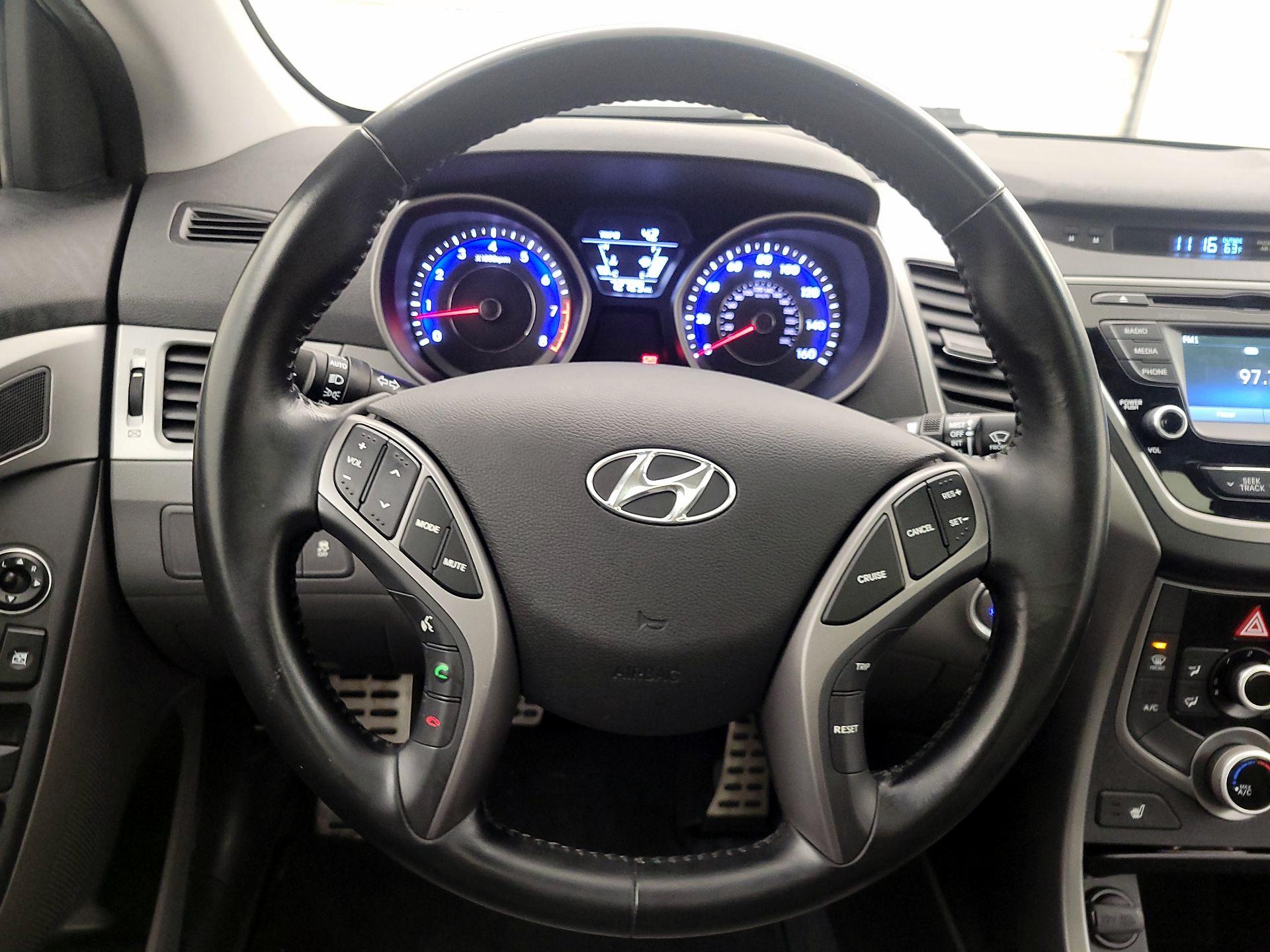 Thumbnail: 2015 Hyundai Elantra - 10