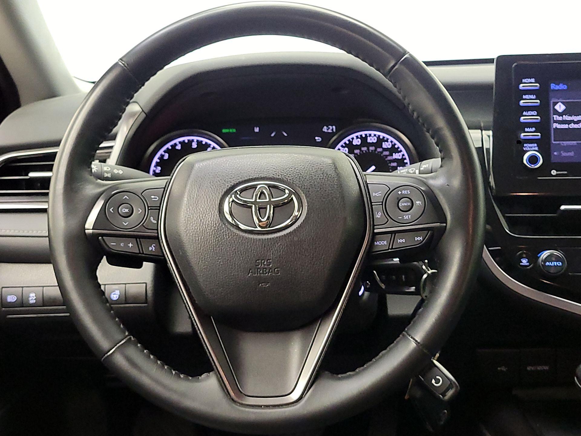 Thumbnail: 2023 Toyota Camry - 10