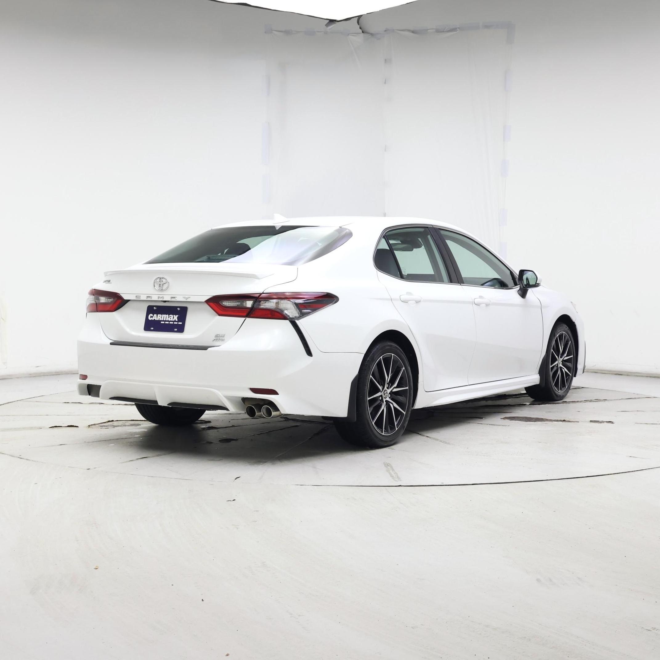 Thumbnail: 2023 Toyota Camry - 8