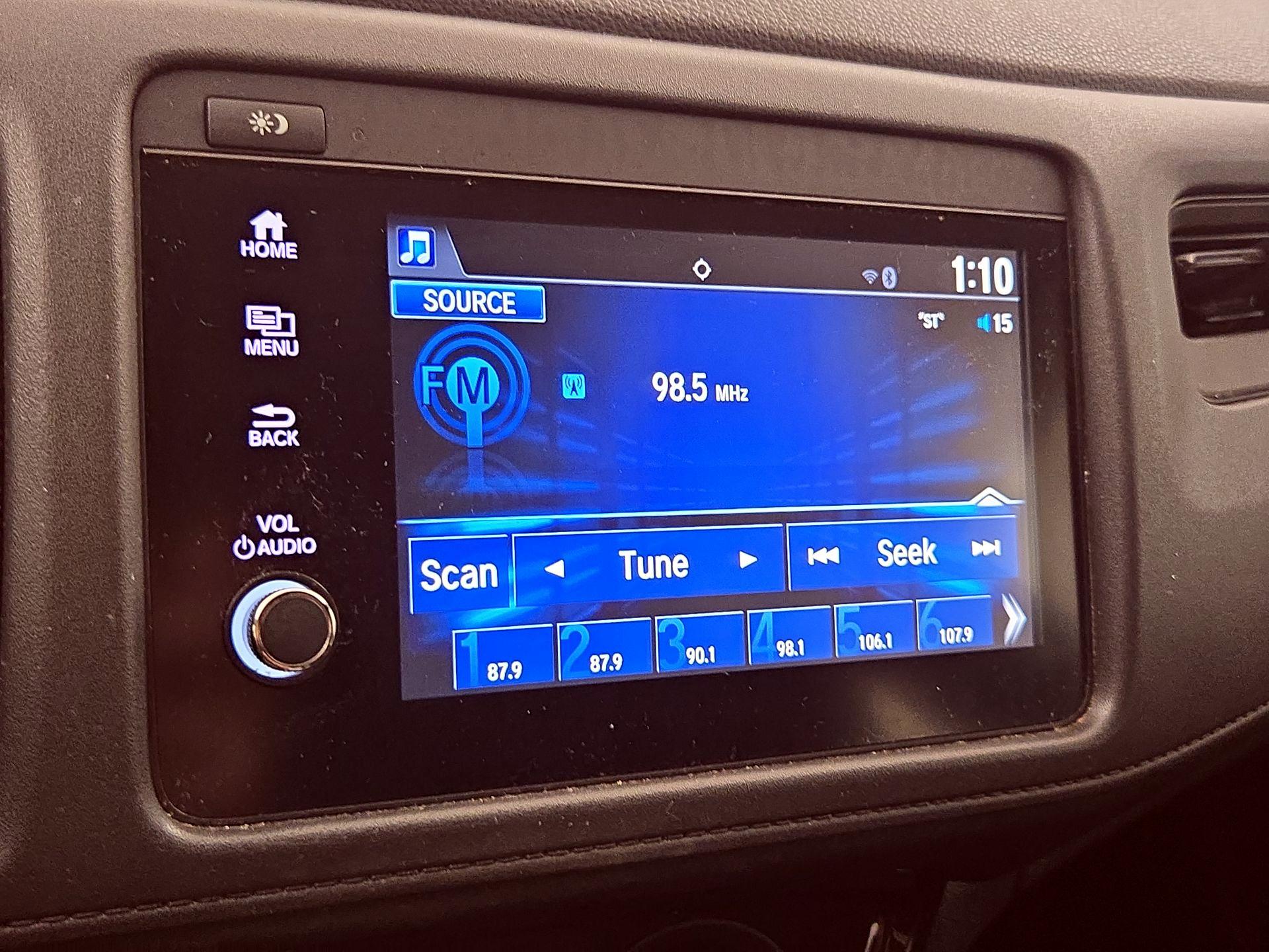 Thumbnail: 2019 Honda HR-V - 15