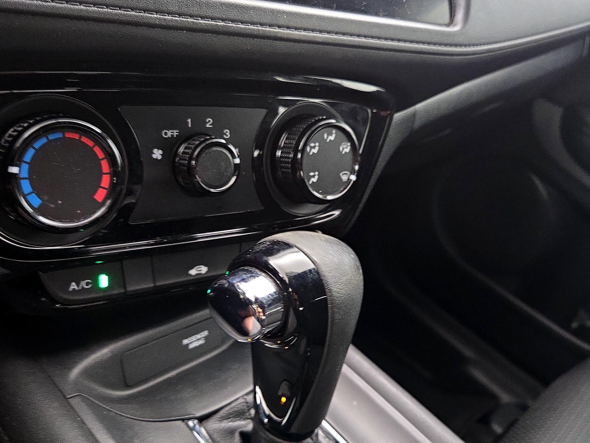 Thumbnail: 2019 Honda HR-V - 16