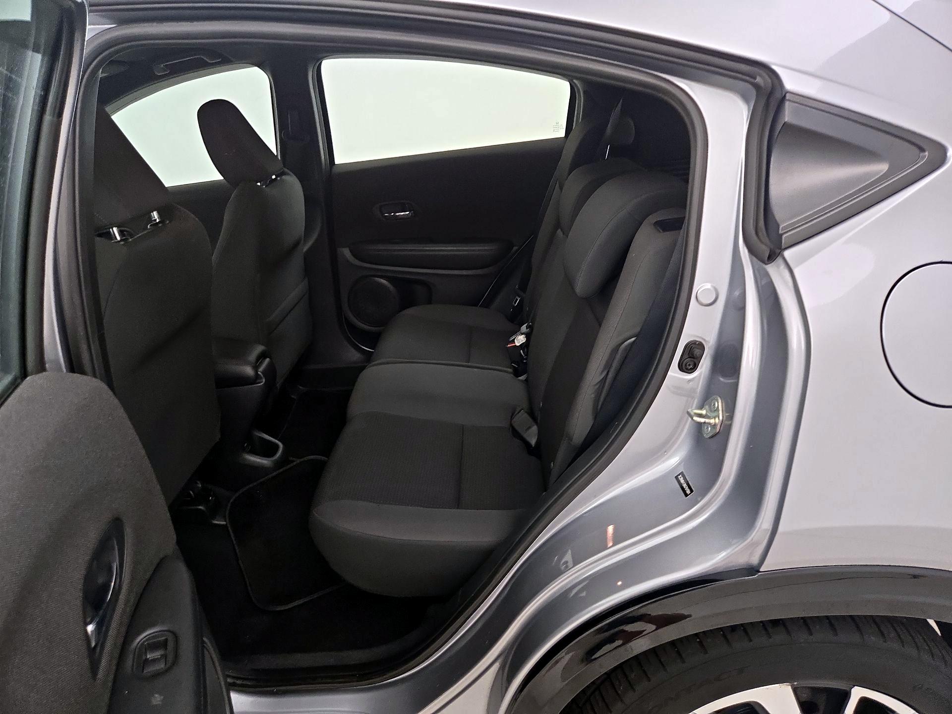 Thumbnail: 2019 Honda HR-V - 19