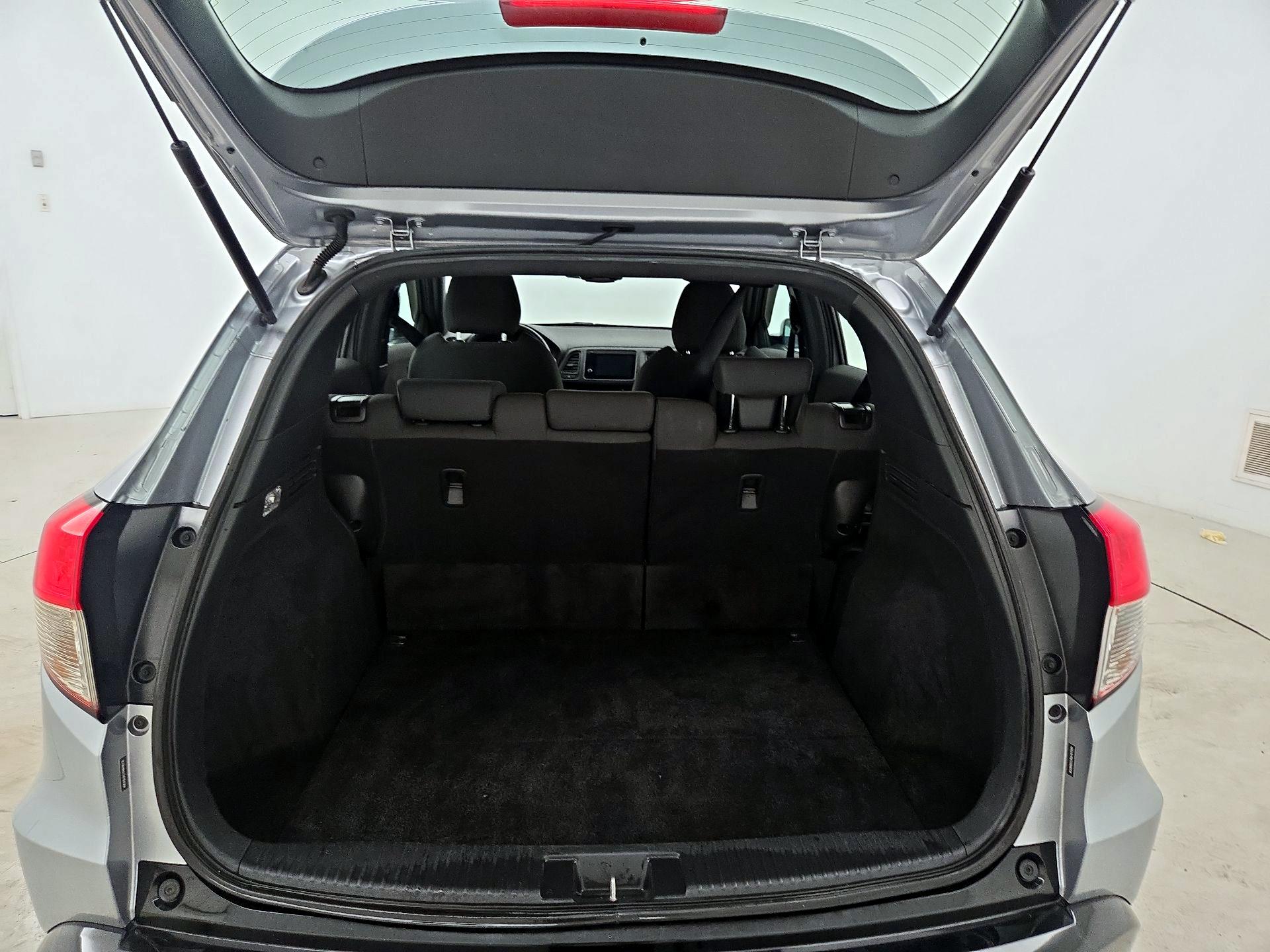 Thumbnail: 2019 Honda HR-V - 20