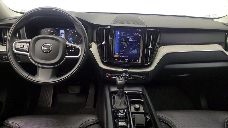 2021 Volvo XC60 T6 Inscription 9