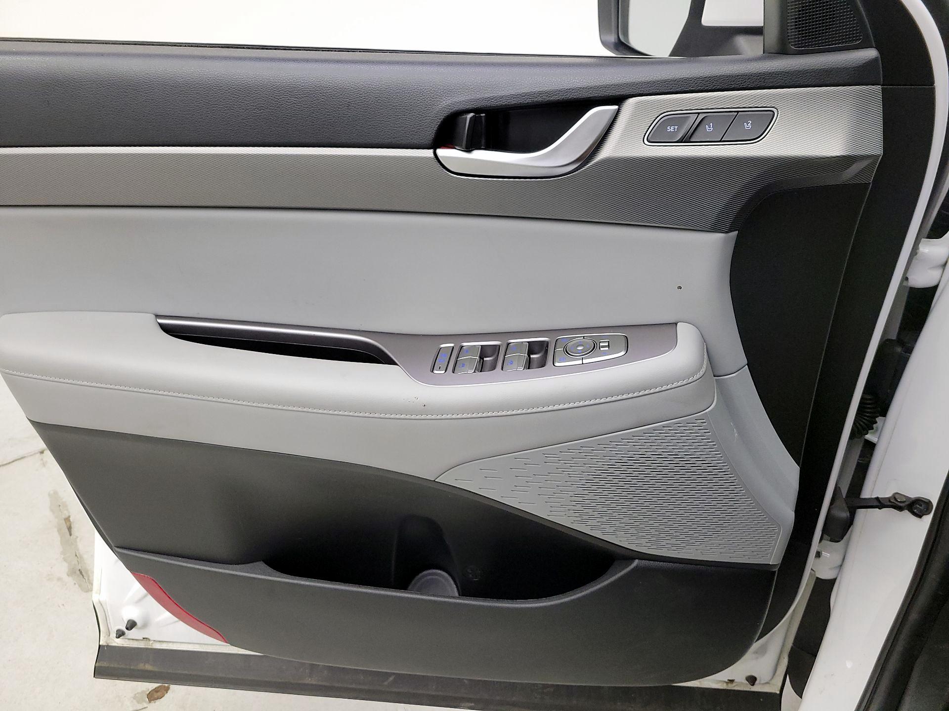 Thumbnail: 2021 Hyundai Palisade - 12