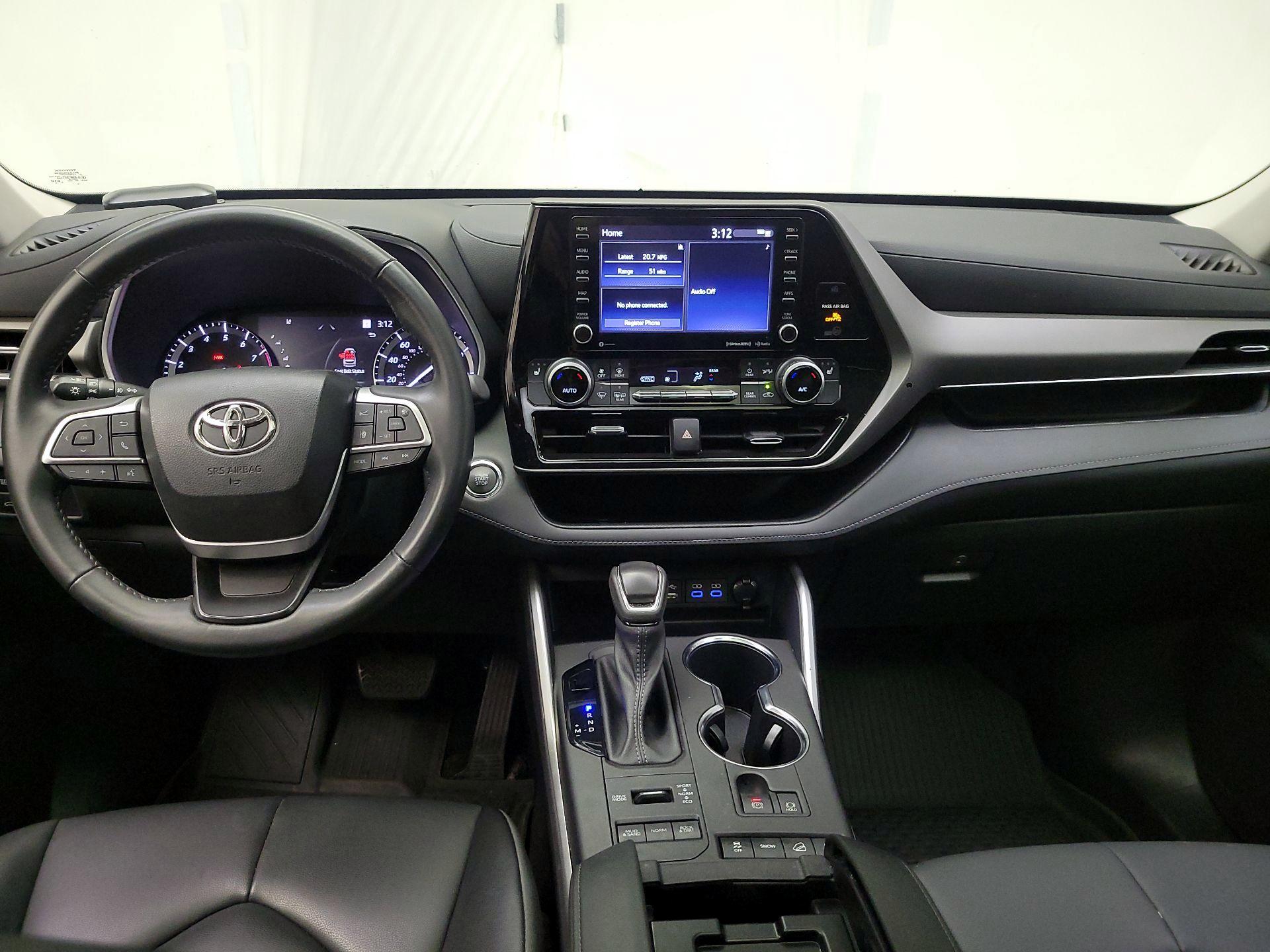 Thumbnail: 2022 Toyota Highlander - 9