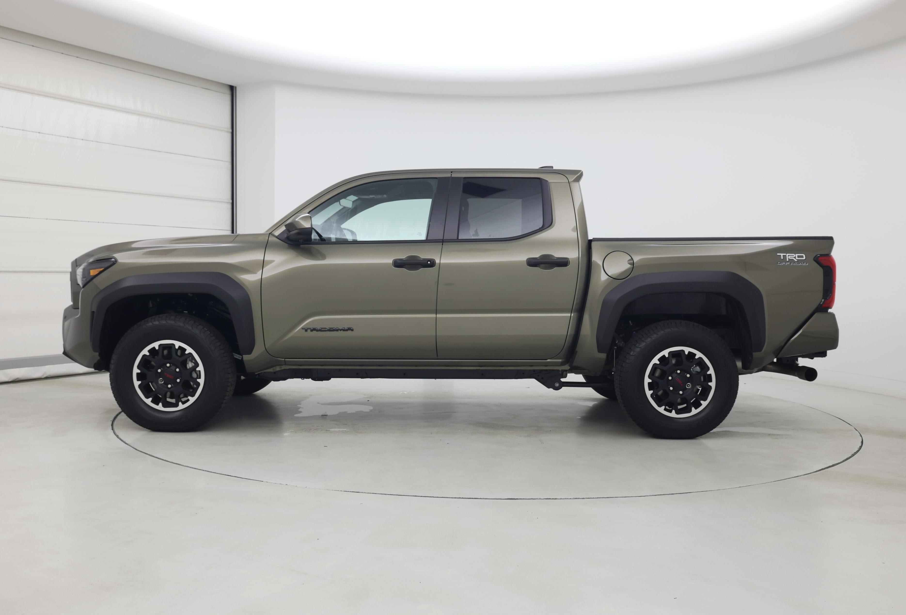 Thumbnail: 2025 Toyota Tacoma - 3