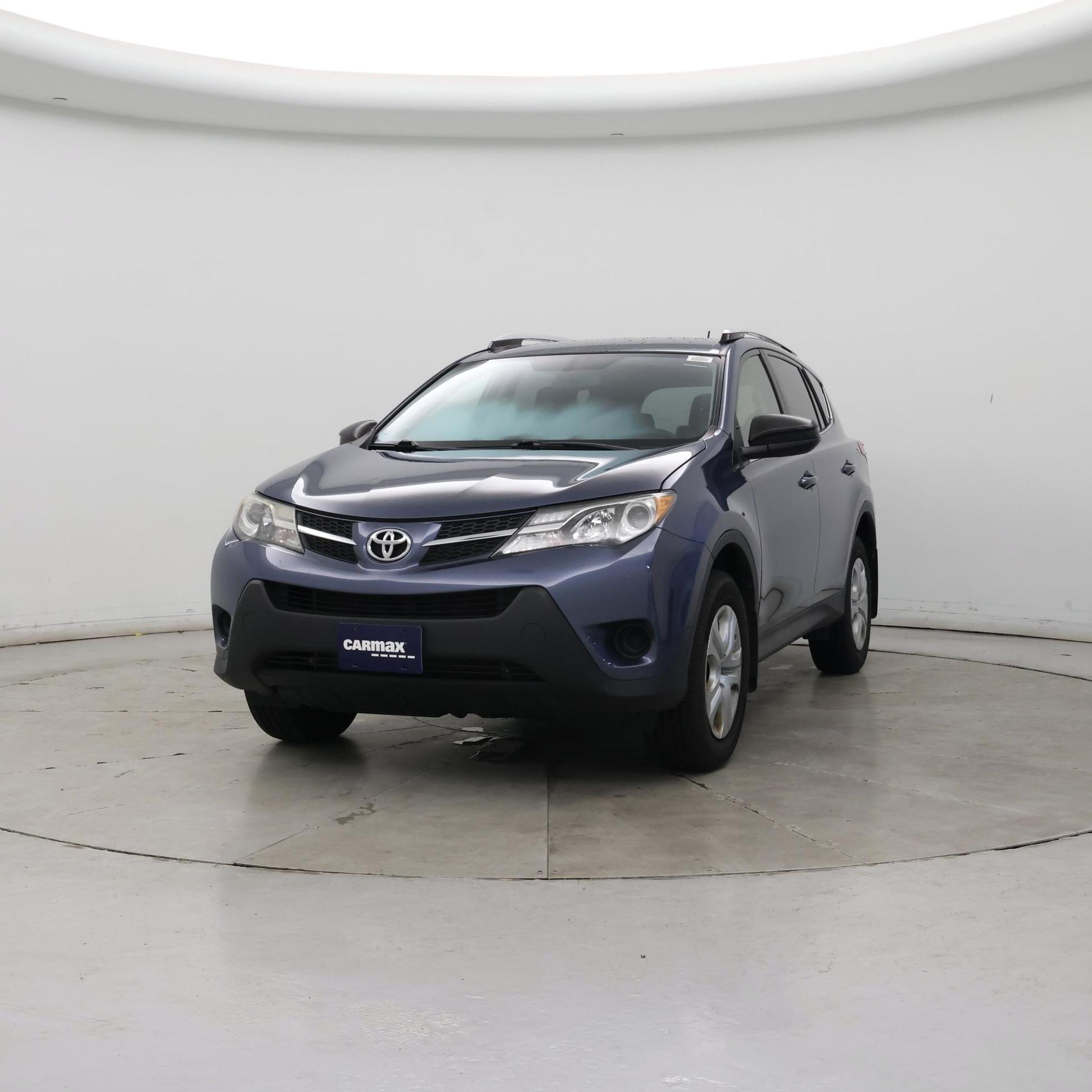 Thumbnail: 2013 Toyota RAV4 - 4