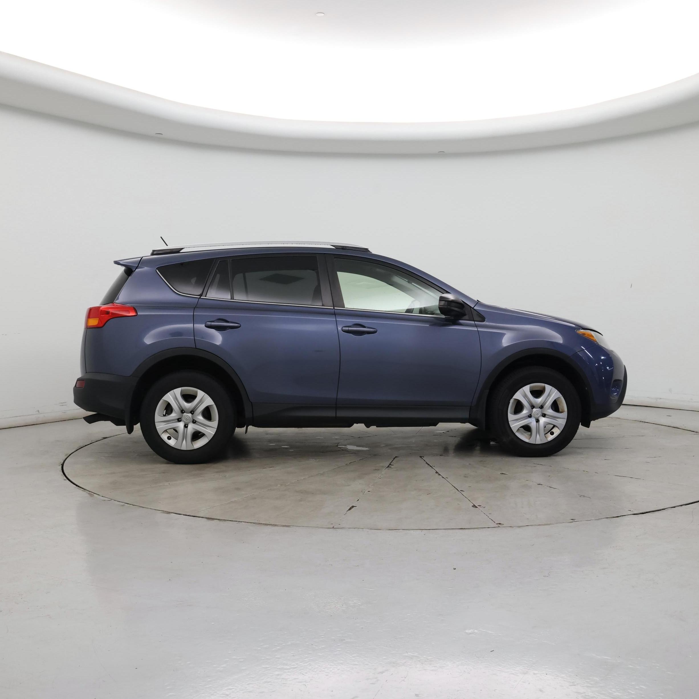 Thumbnail: 2013 Toyota RAV4 - 7