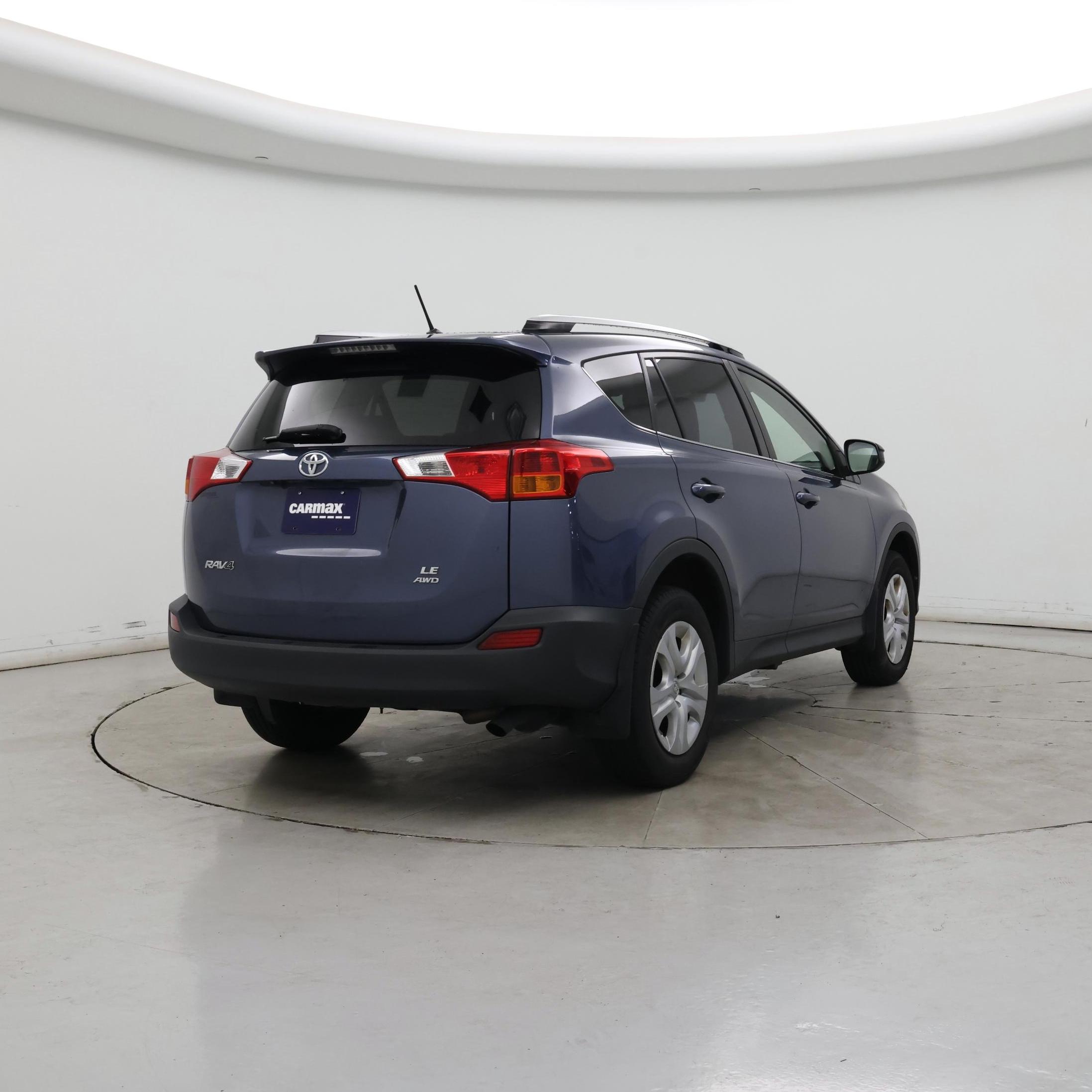 Thumbnail: 2013 Toyota RAV4 - 8