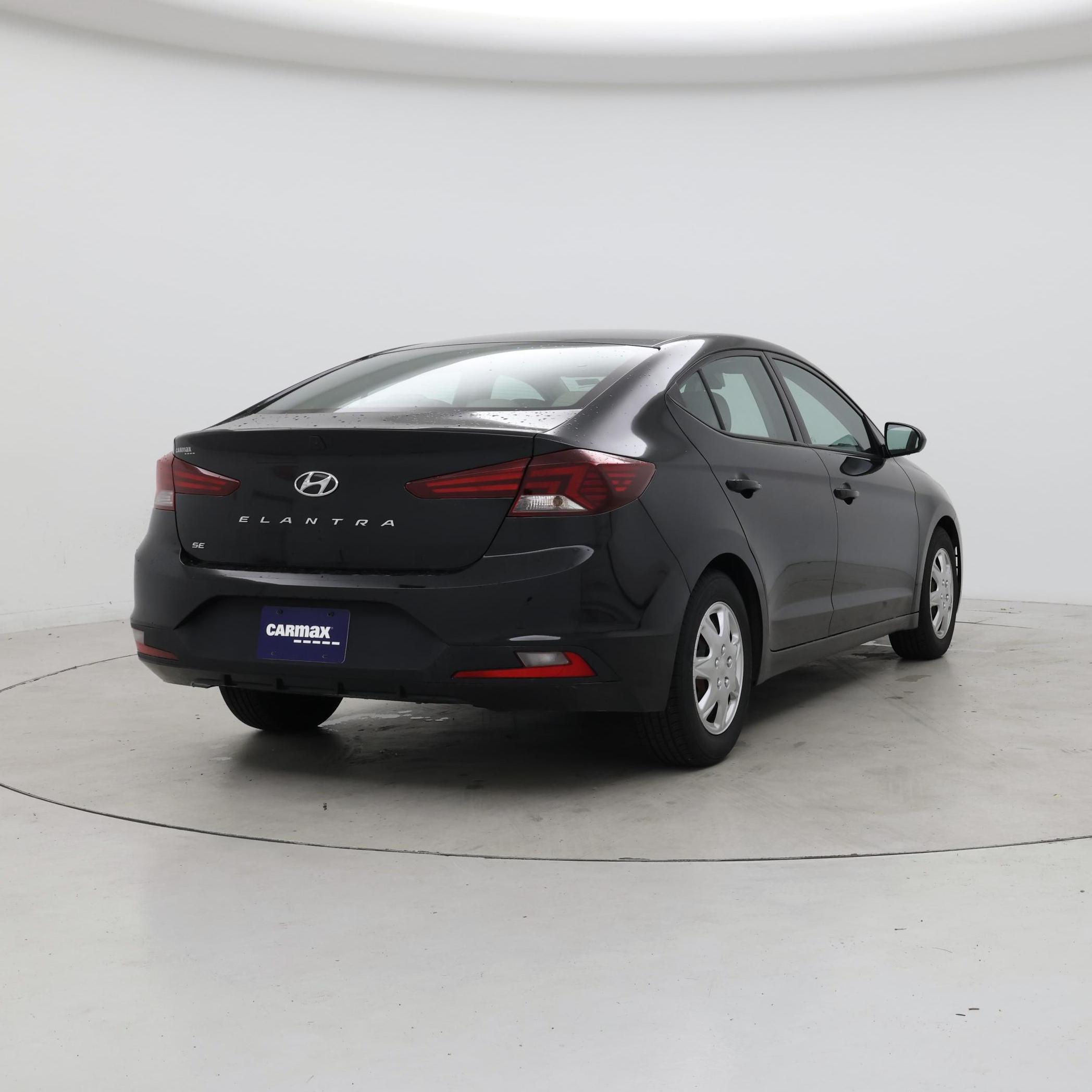 Thumbnail: 2020 Hyundai Elantra - 8