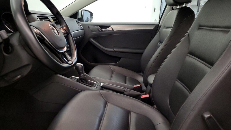 2017 Volkswagen Jetta SE 11