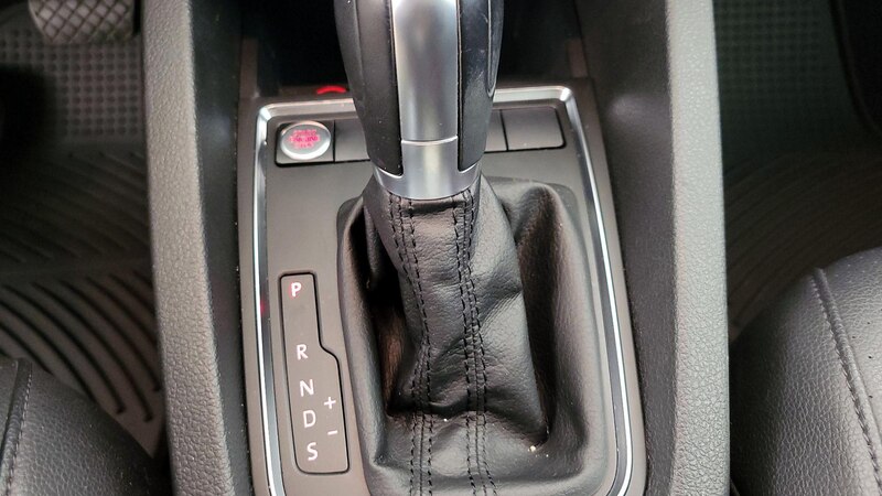 2017 Volkswagen Jetta SE 17
