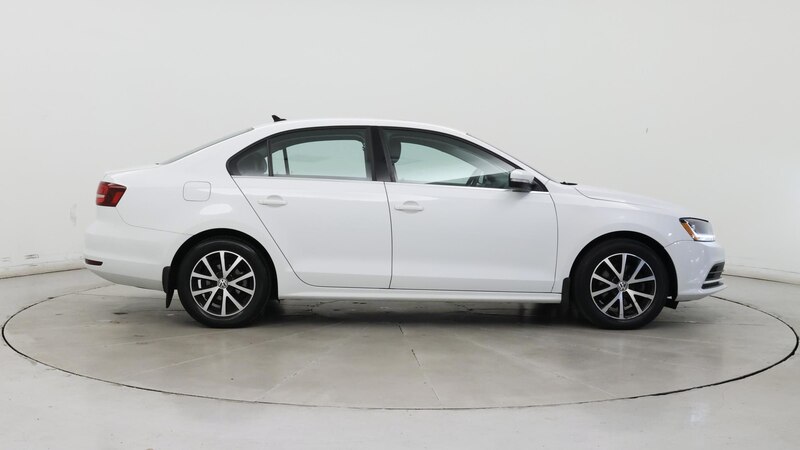 2017 Volkswagen Jetta SE 7