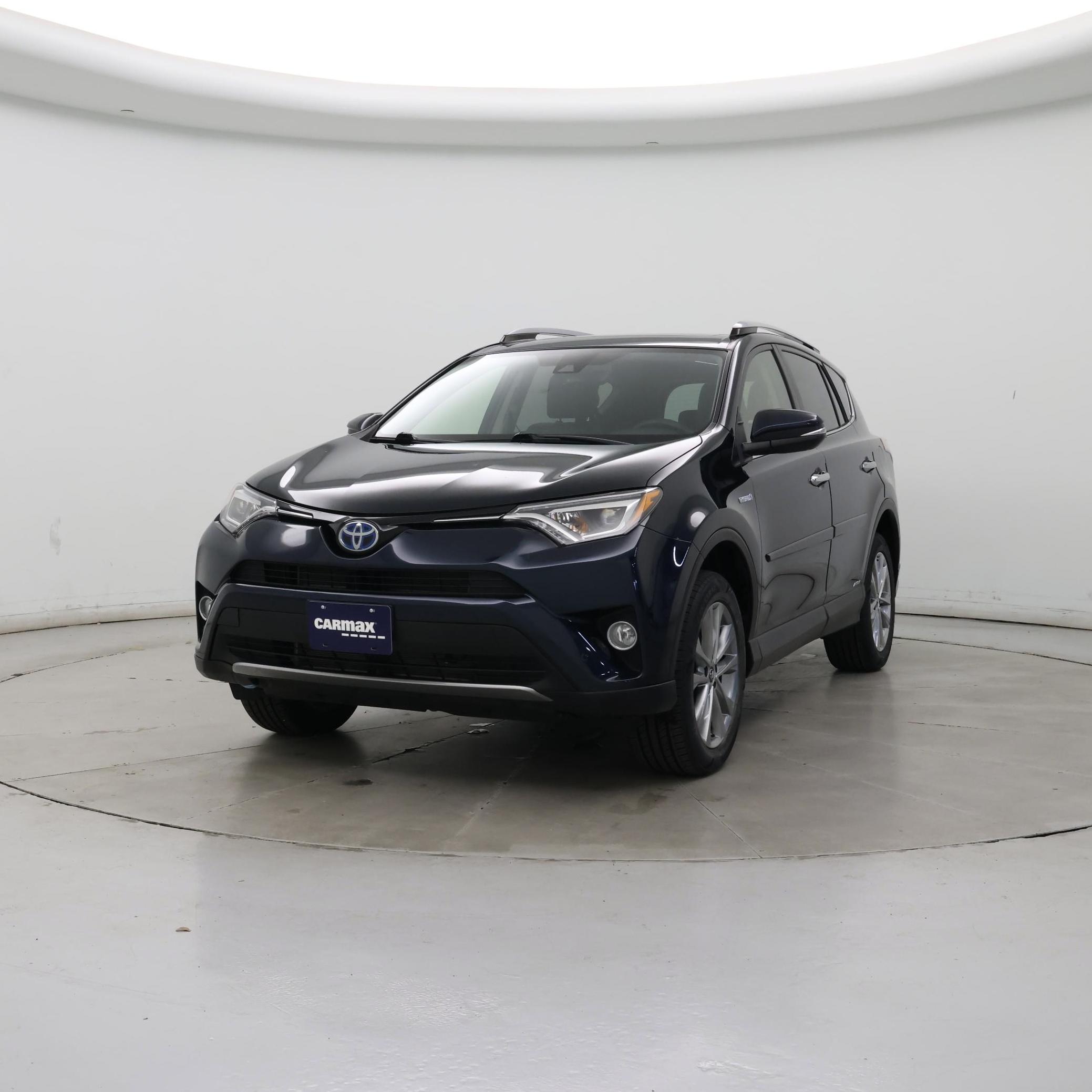 Thumbnail: 2018 Toyota RAV4 - 4