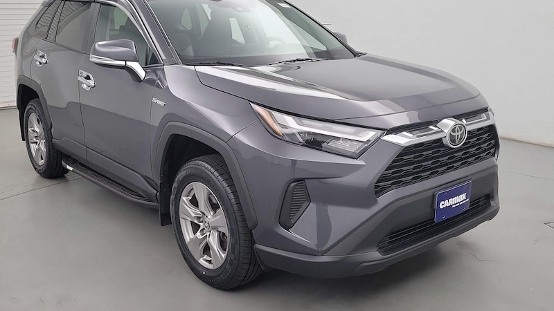 2022 Toyota RAV4 XLE Hero Image