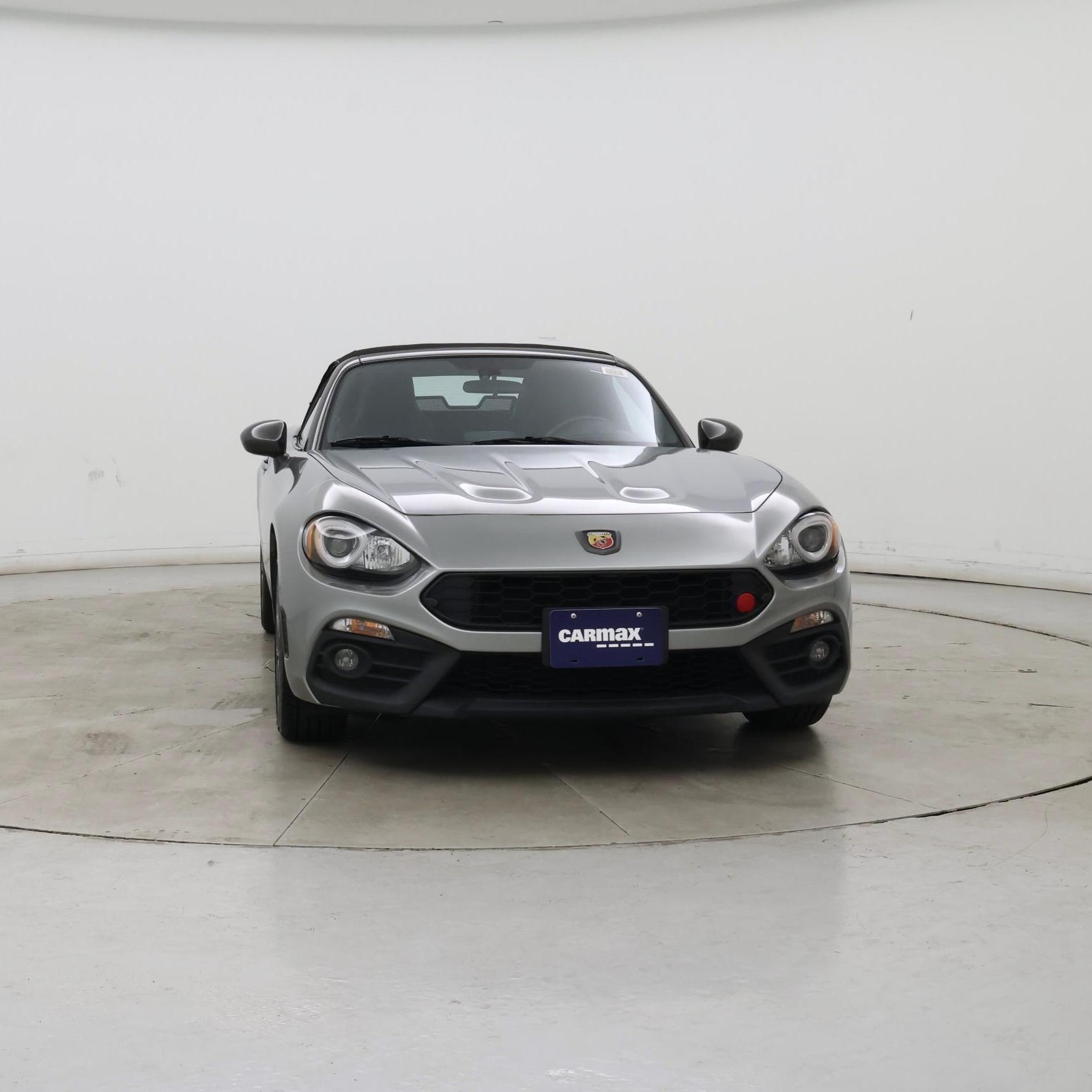 Thumbnail: 2017 Fiat 124 Spider - 5