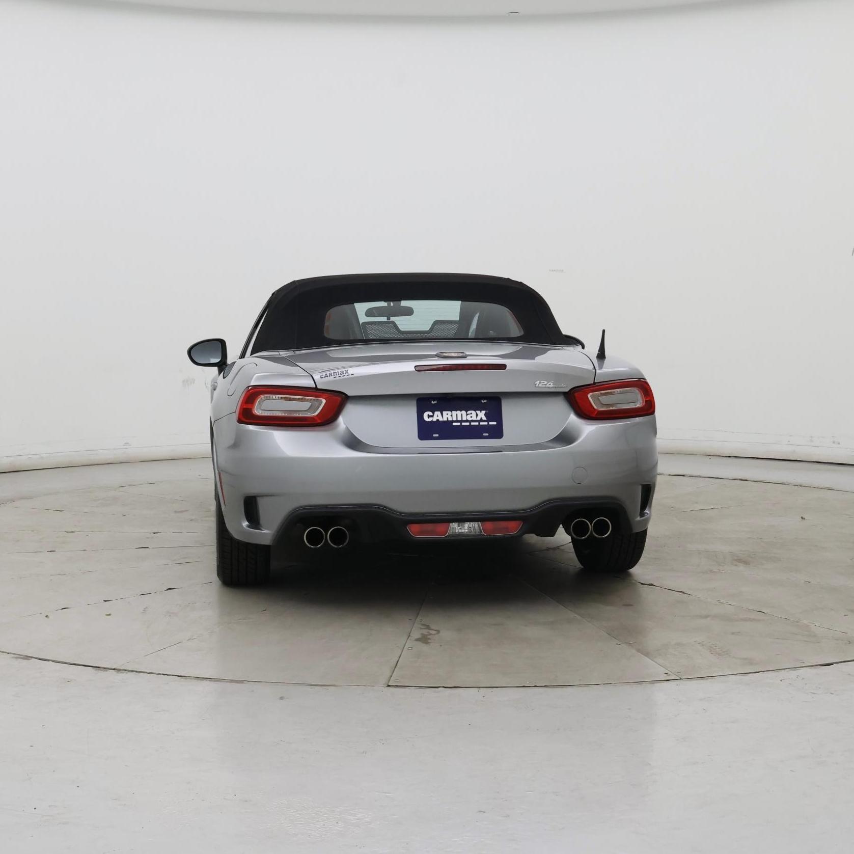 Thumbnail: 2017 Fiat 124 Spider - 6