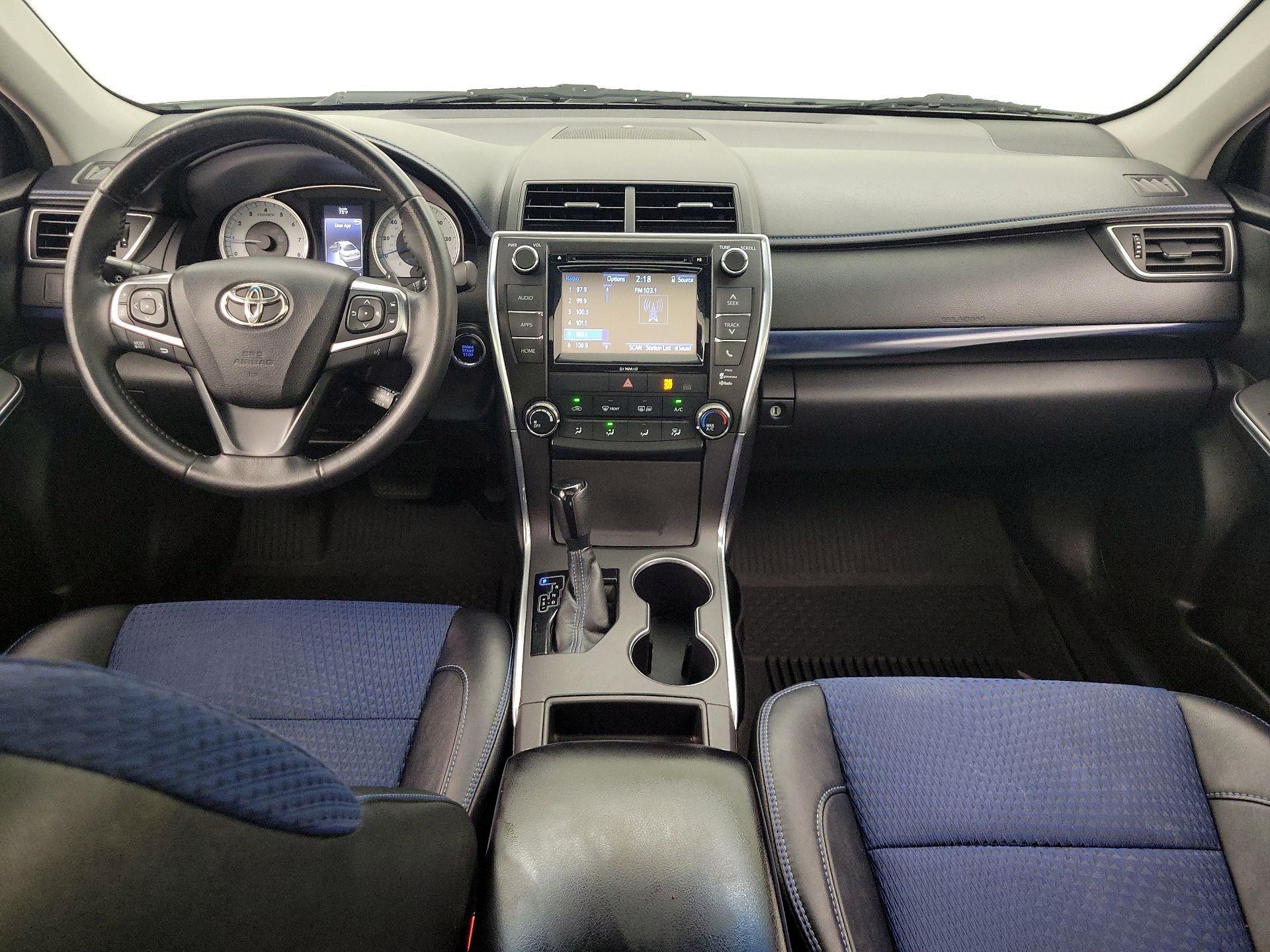 Thumbnail: 2016 Toyota Camry - 9