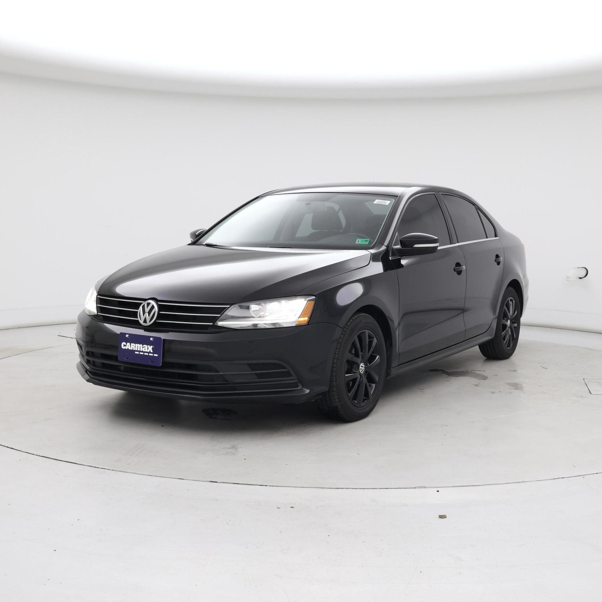 Thumbnail: 2017 Volkswagen Jetta - 4