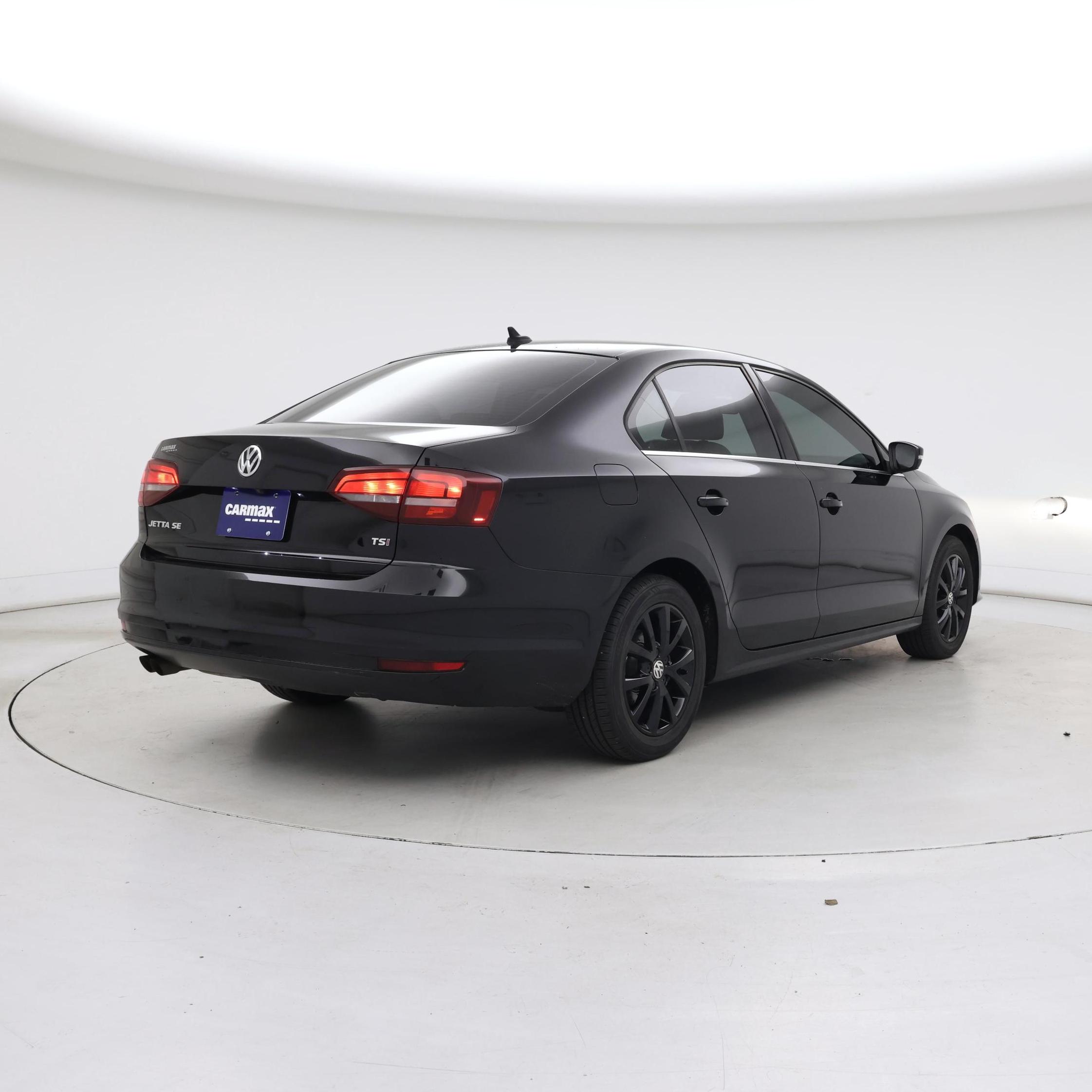 Thumbnail: 2017 Volkswagen Jetta - 8