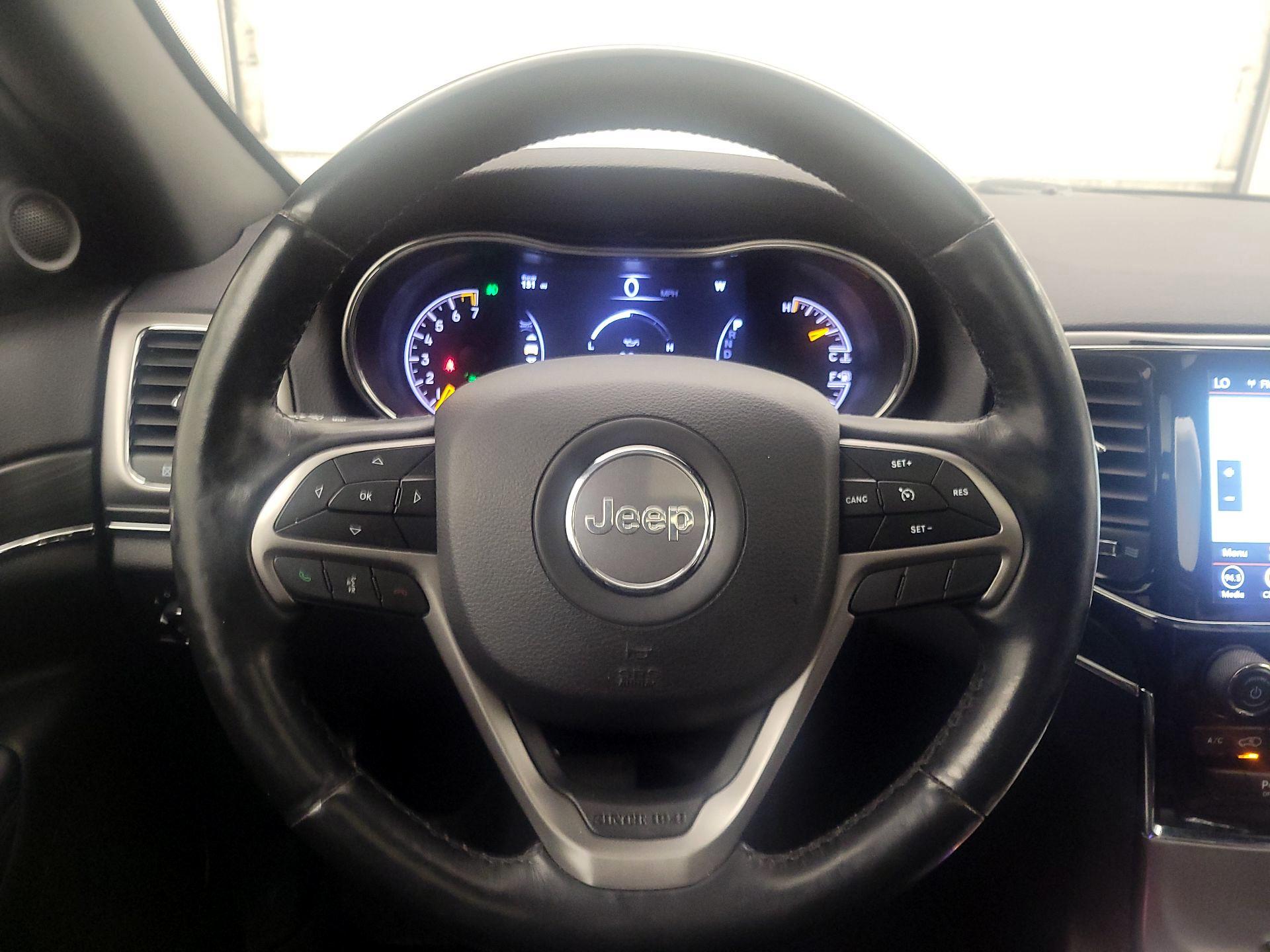 Thumbnail: 2019 Jeep Grand Cherokee - 10