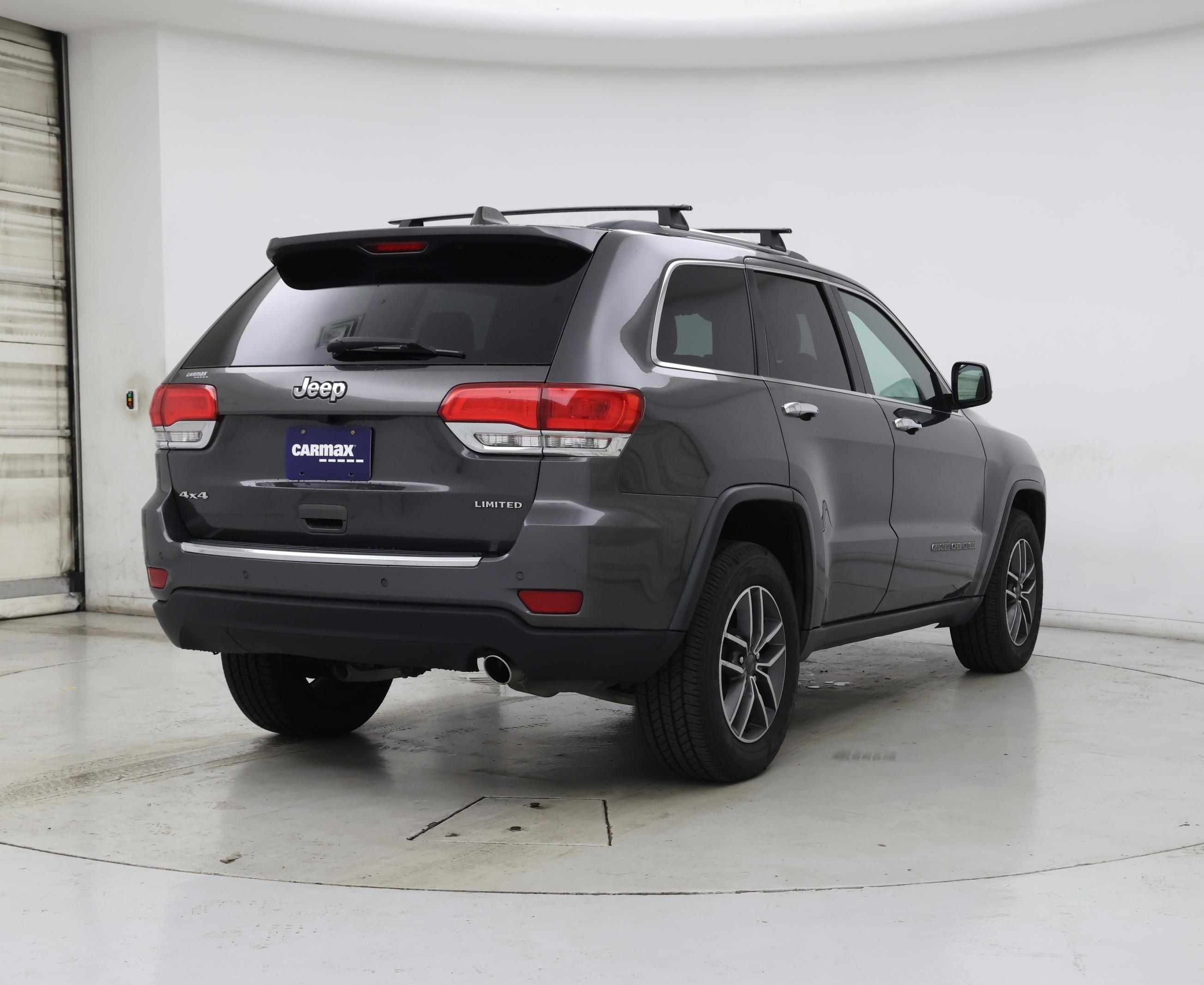 Thumbnail: 2019 Jeep Grand Cherokee - 8