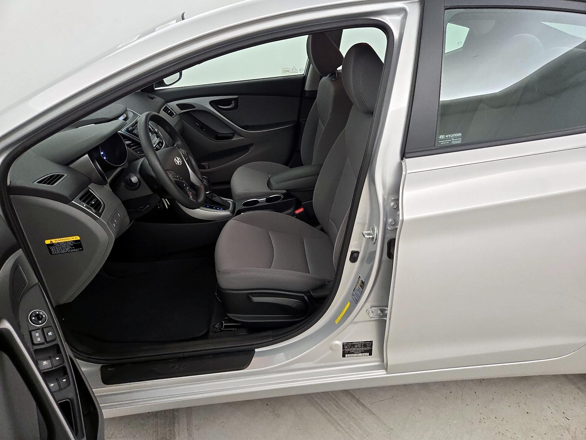 Thumbnail: 2015 Hyundai Elantra - 11