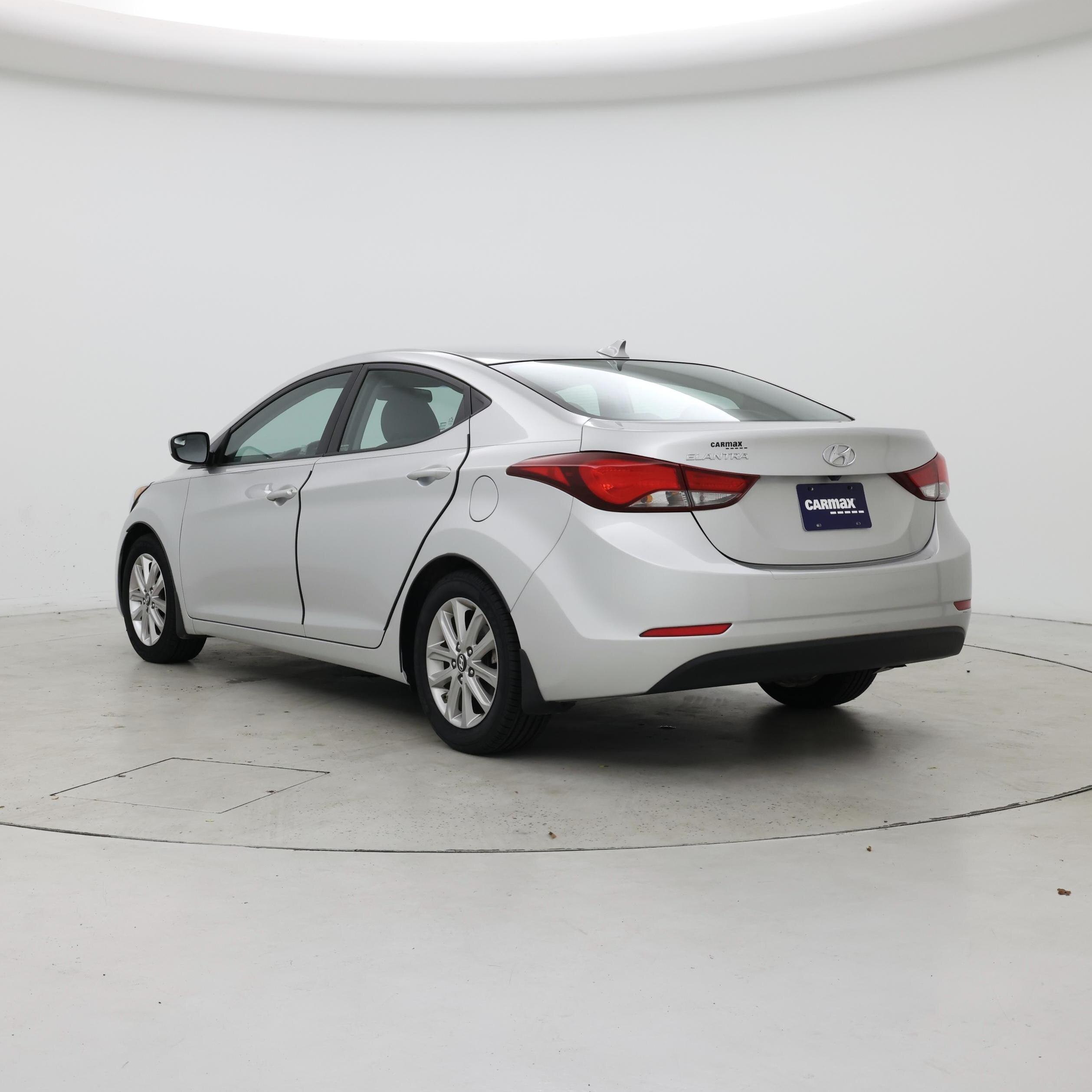 Thumbnail: 2015 Hyundai Elantra - 2