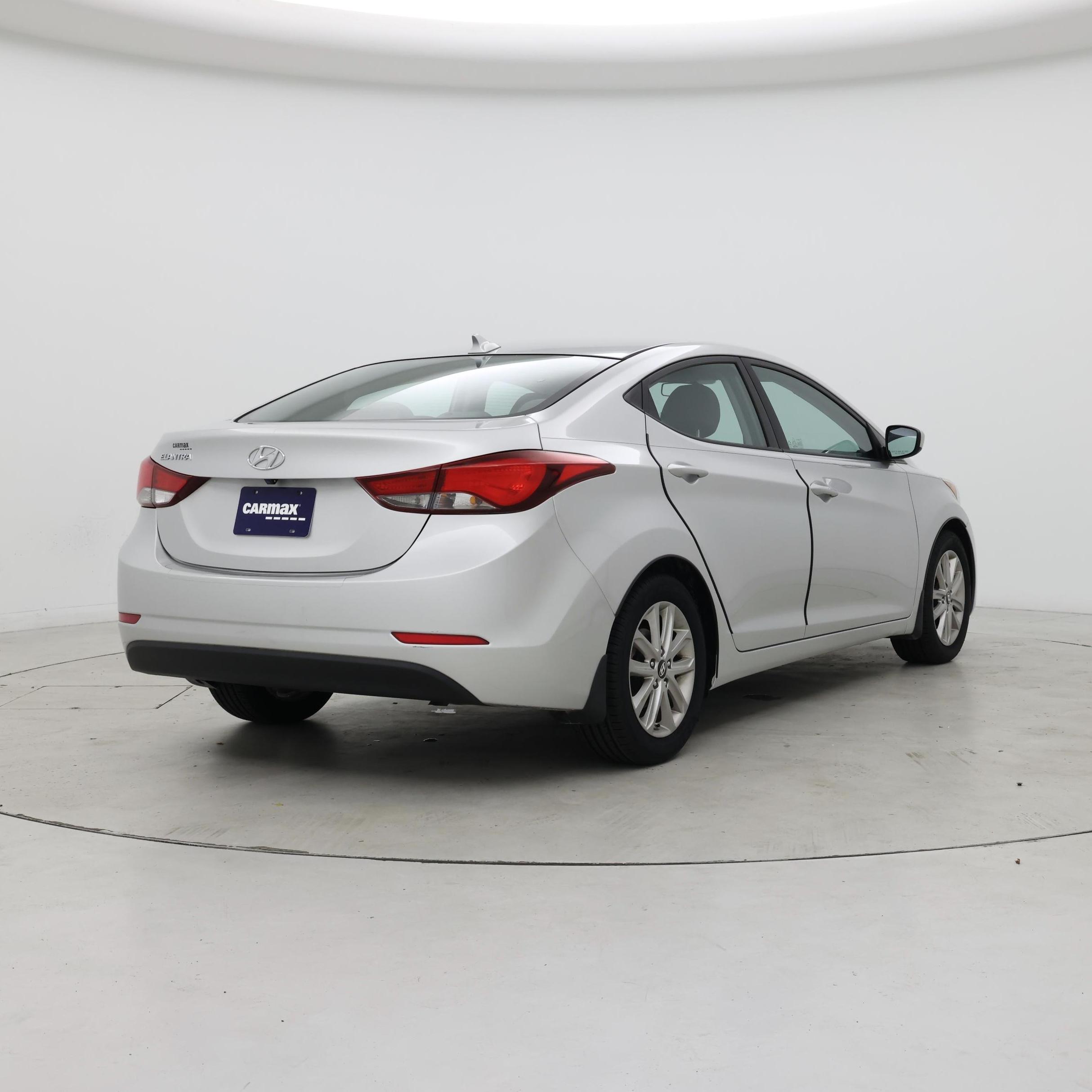 Thumbnail: 2015 Hyundai Elantra - 8