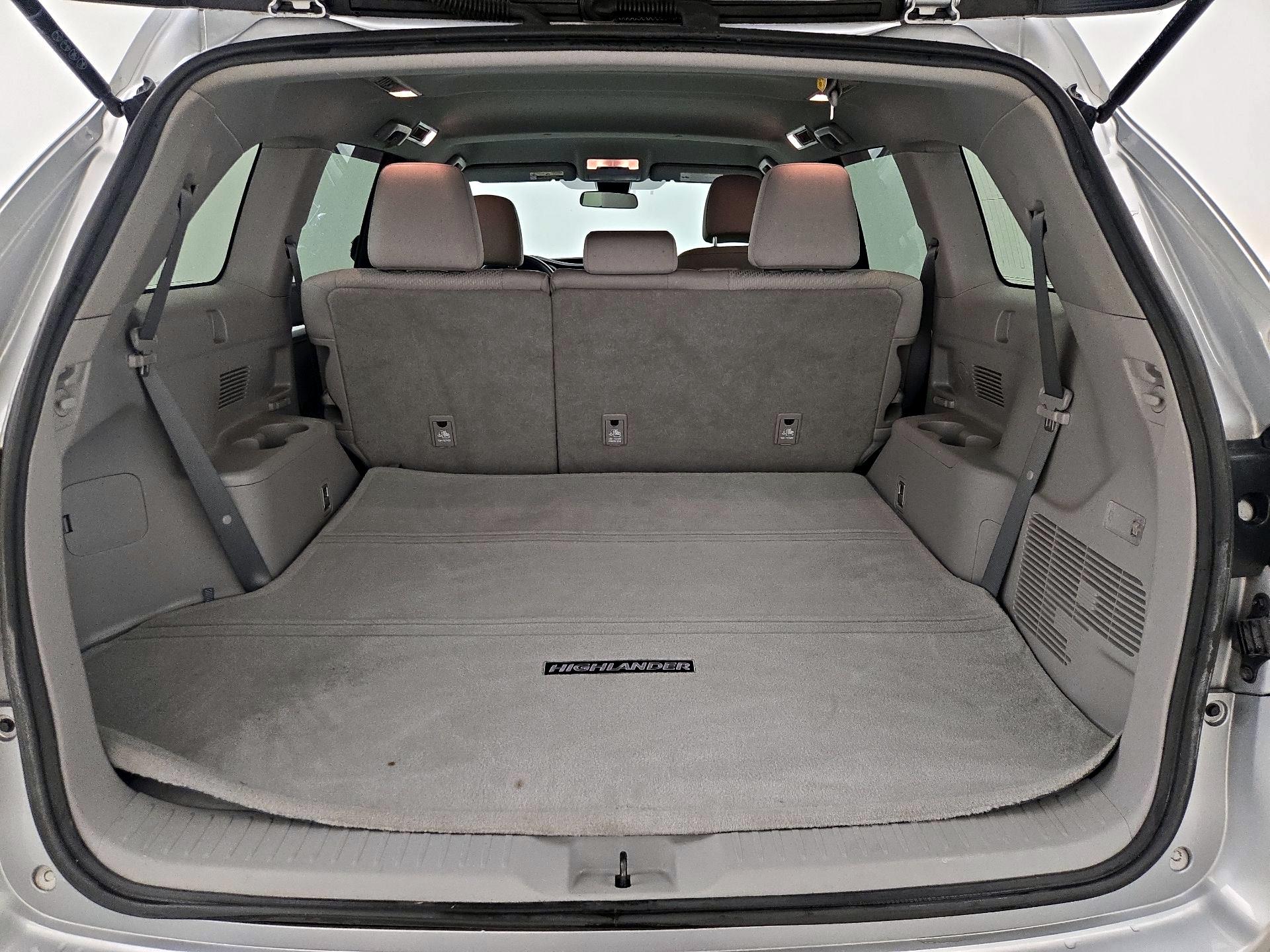 Thumbnail: 2017 Toyota Highlander - 20