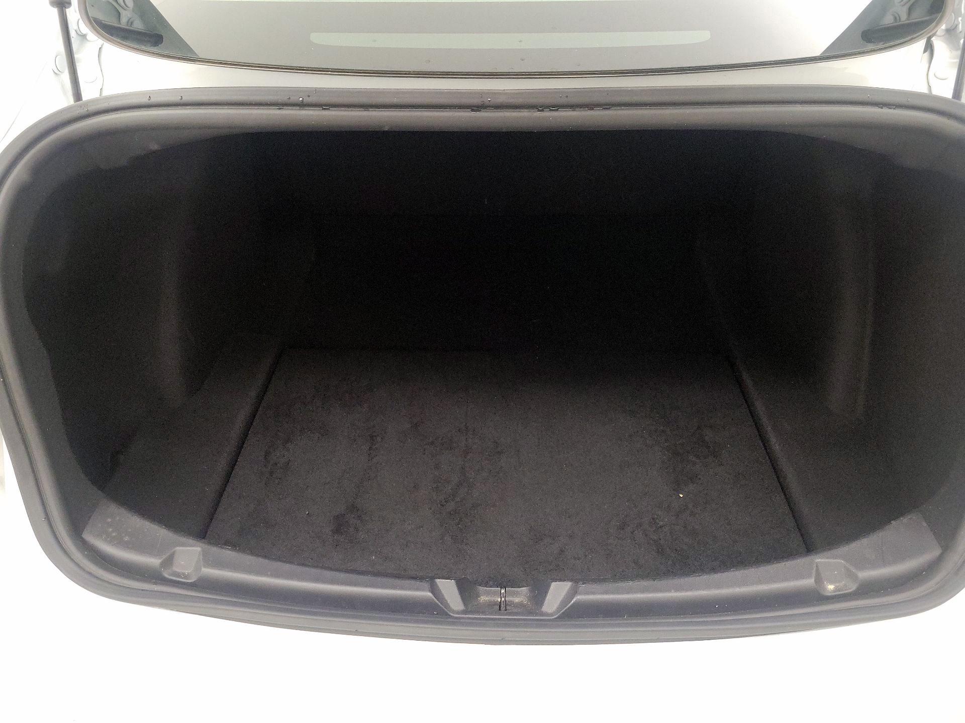 Thumbnail: 2020 Tesla Model 3 - 20