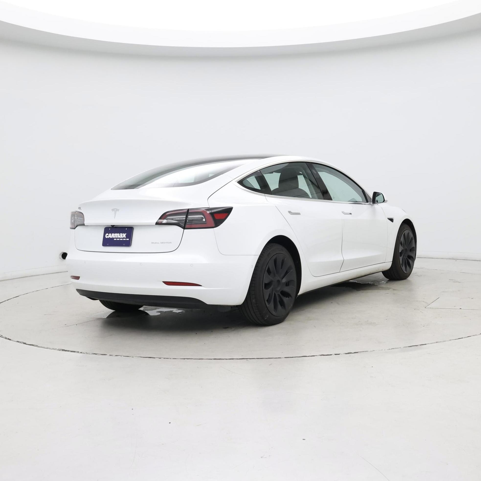 Thumbnail: 2020 Tesla Model 3 - 8