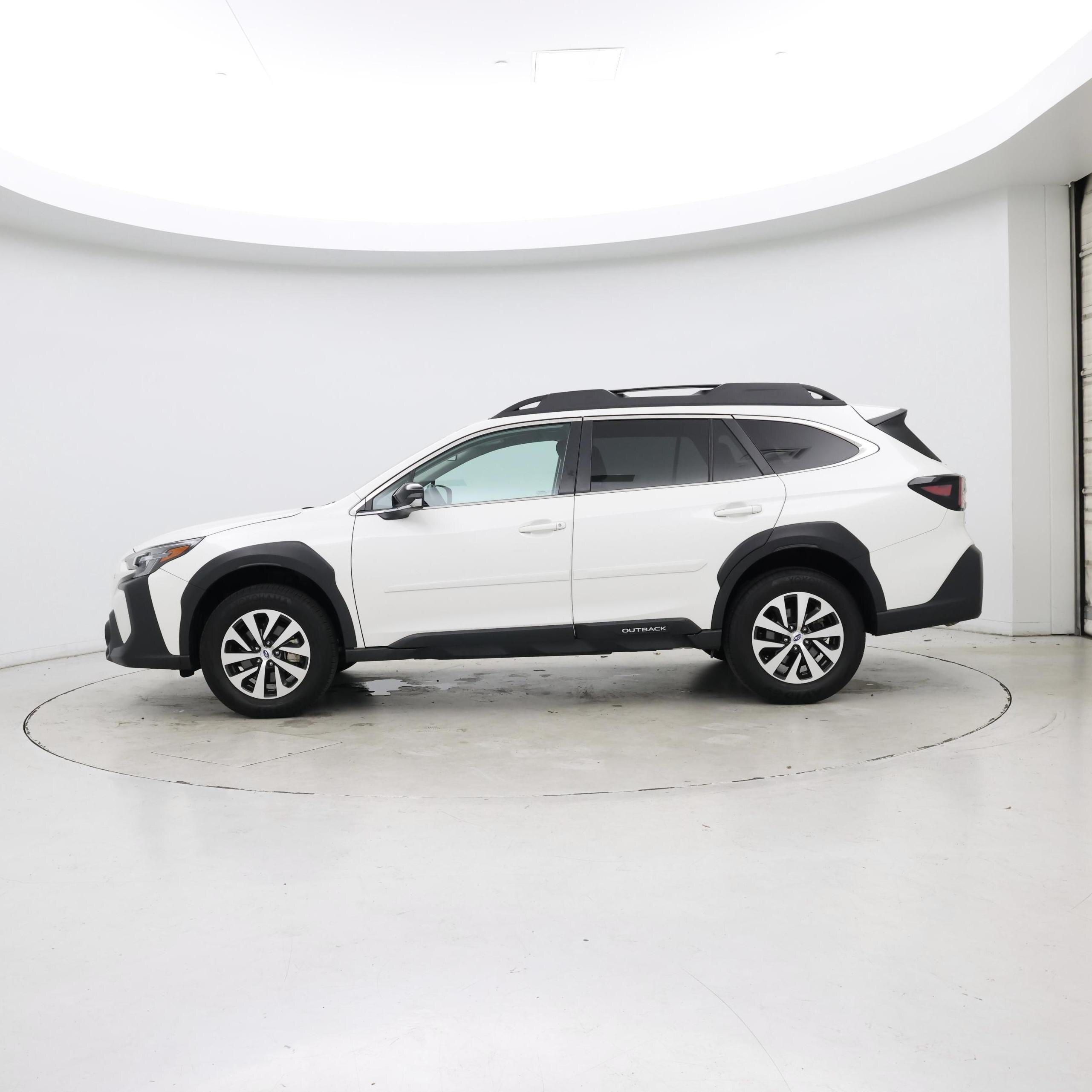 Thumbnail: 2023 Subaru Outback - 3
