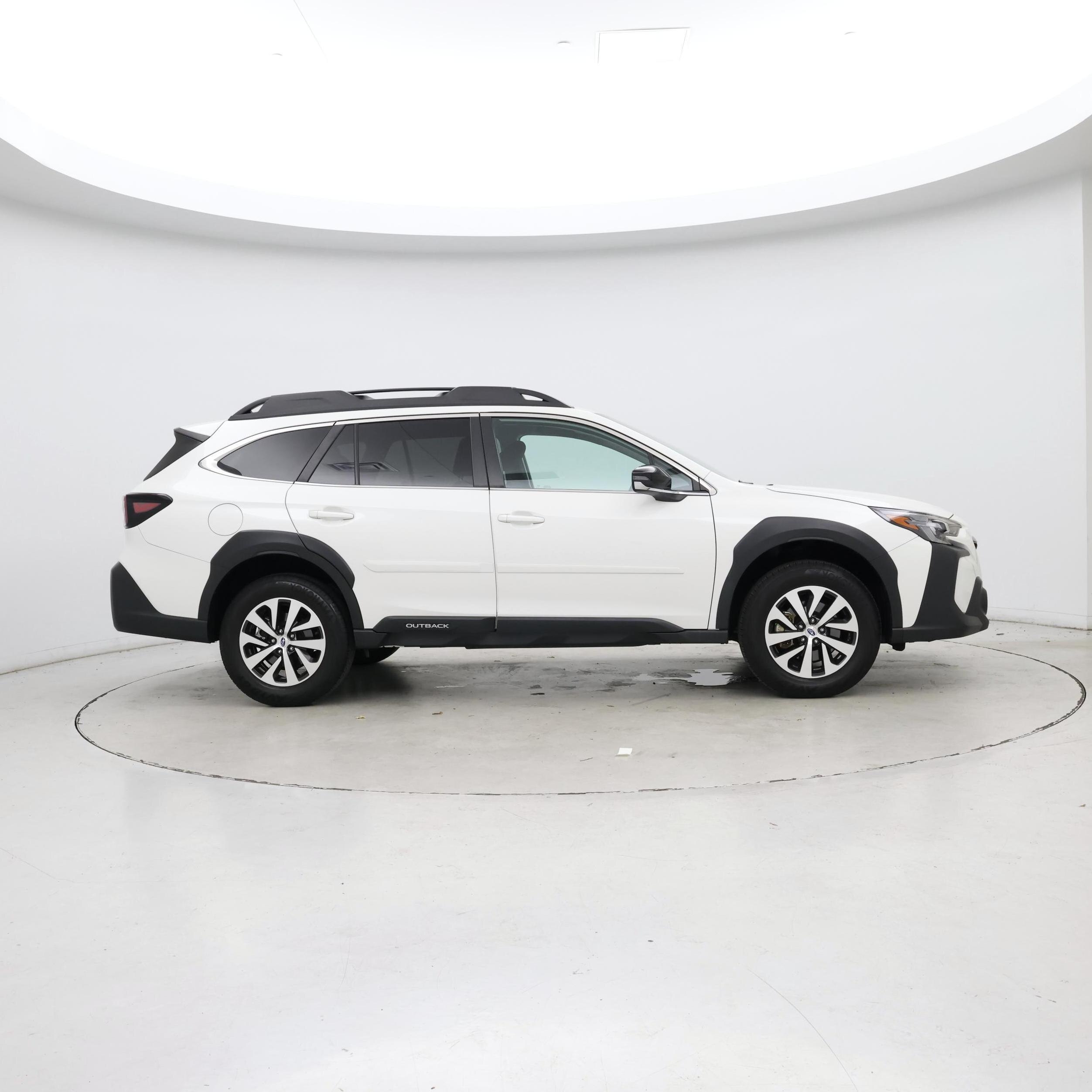Thumbnail: 2023 Subaru Outback - 7