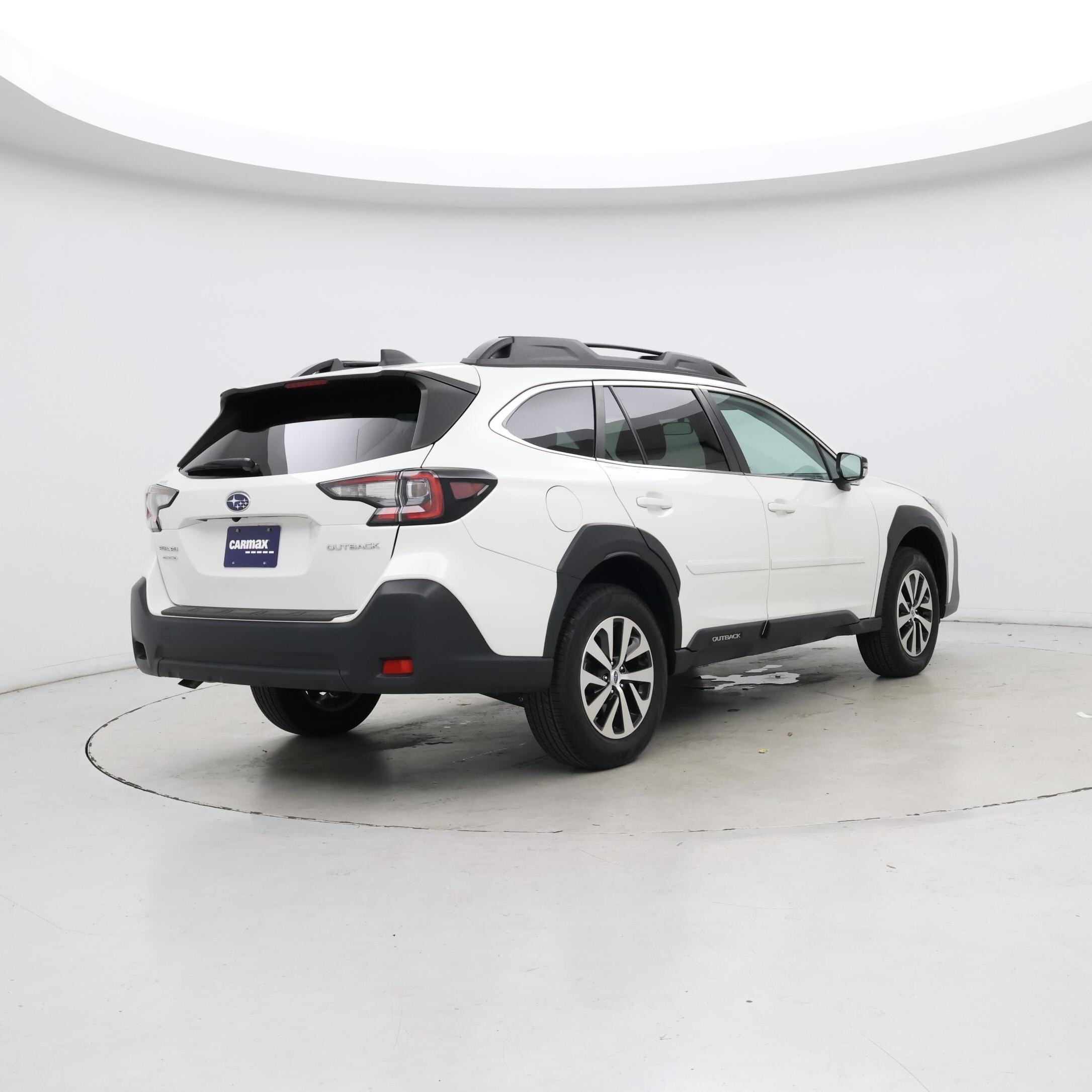 Thumbnail: 2023 Subaru Outback - 8
