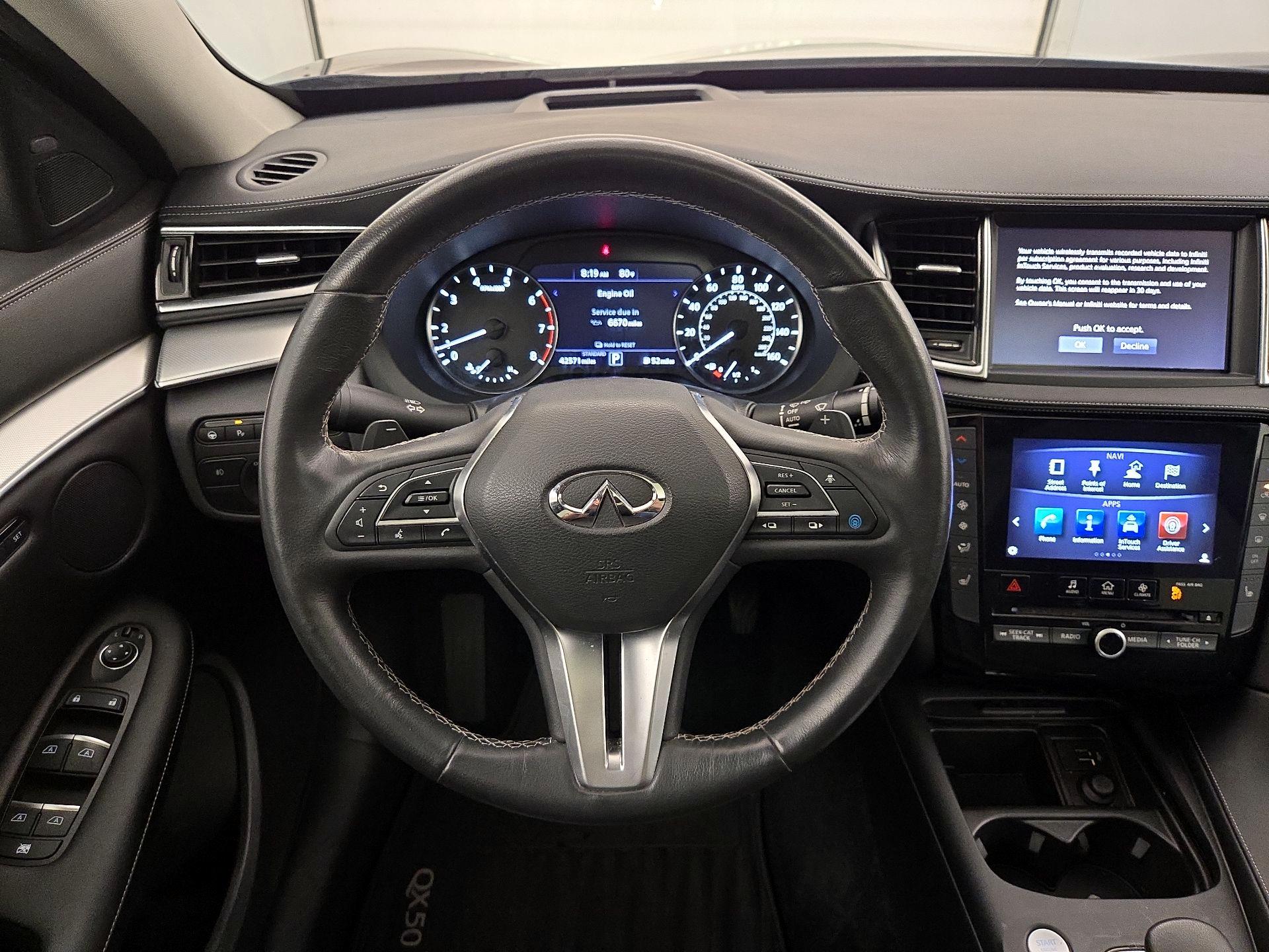 Thumbnail: 2019 INFINITI QX50 - 10