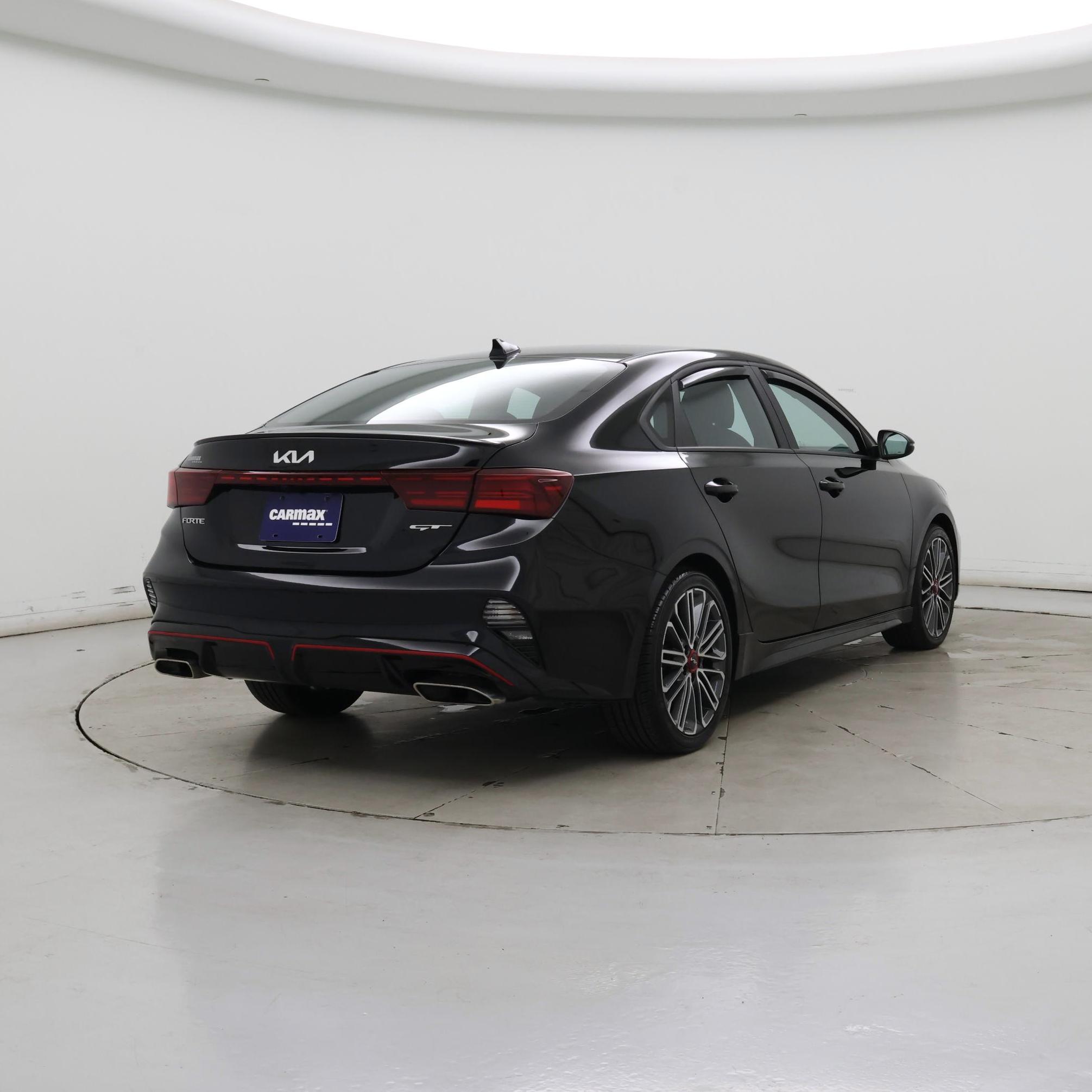 Thumbnail: 2023 Kia Forte - 8