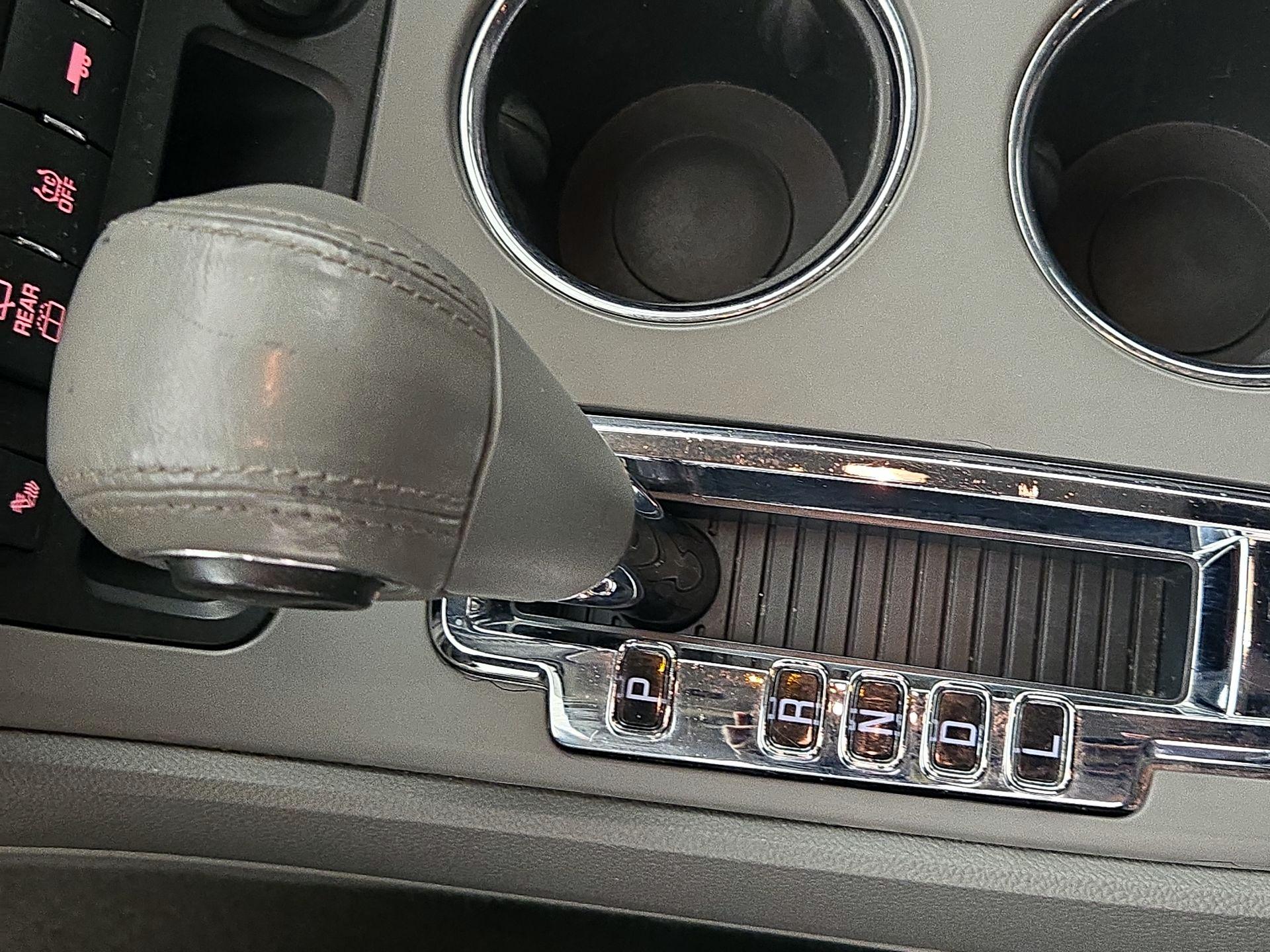 Thumbnail: 2014 GMC Acadia - 17