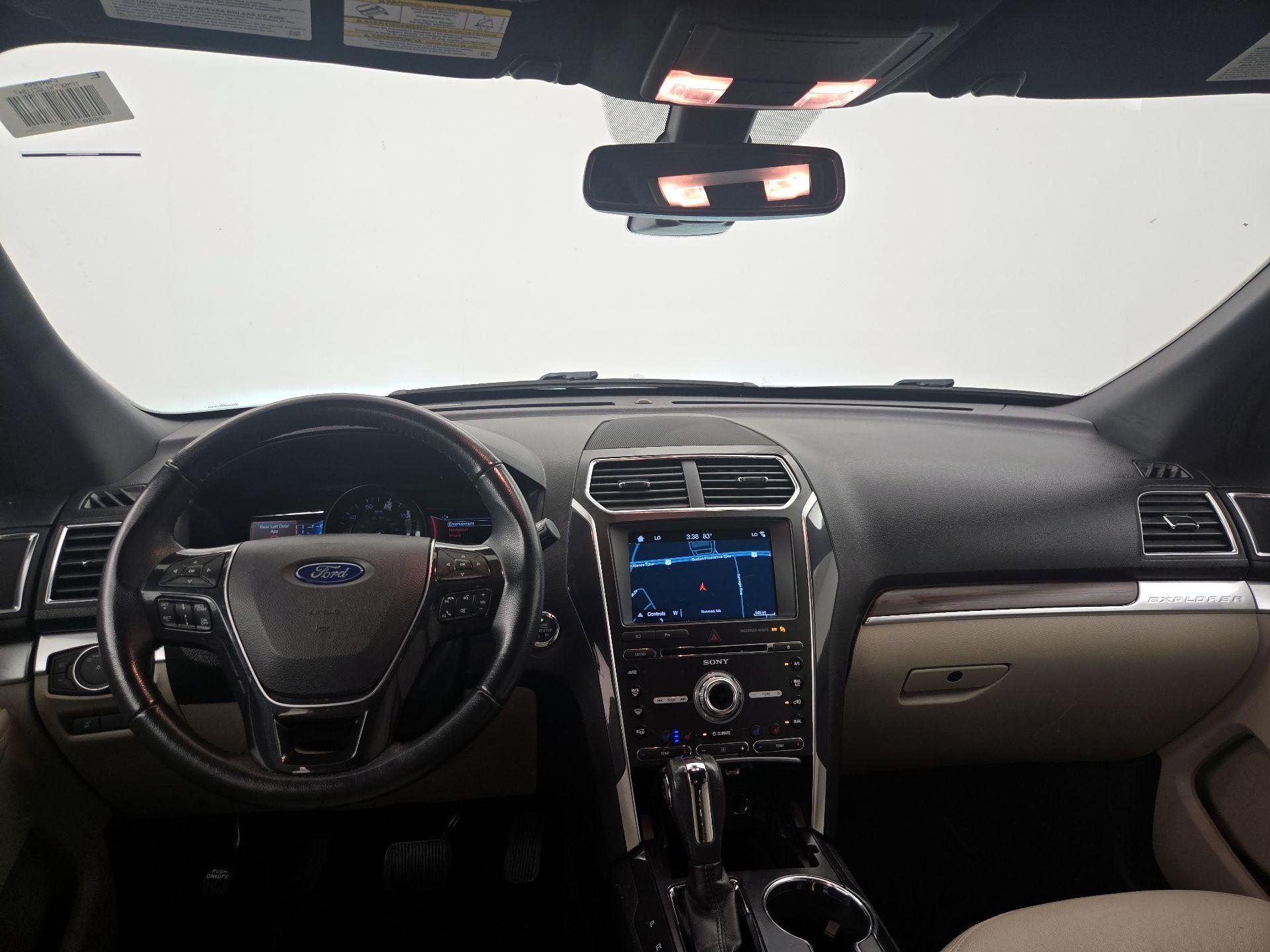 Thumbnail: 2018 Ford Explorer - 9