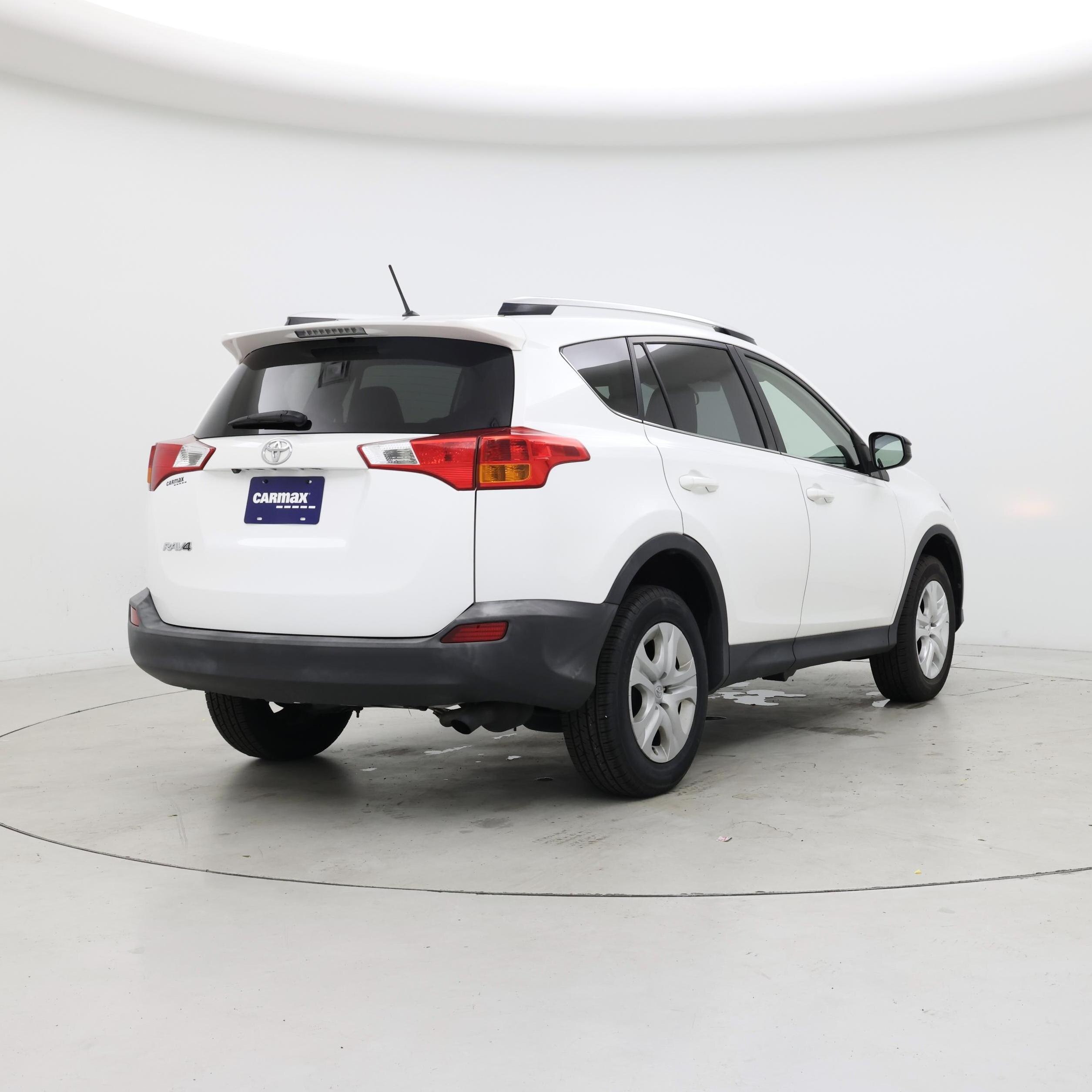 Thumbnail: 2014 Toyota RAV4 - 8