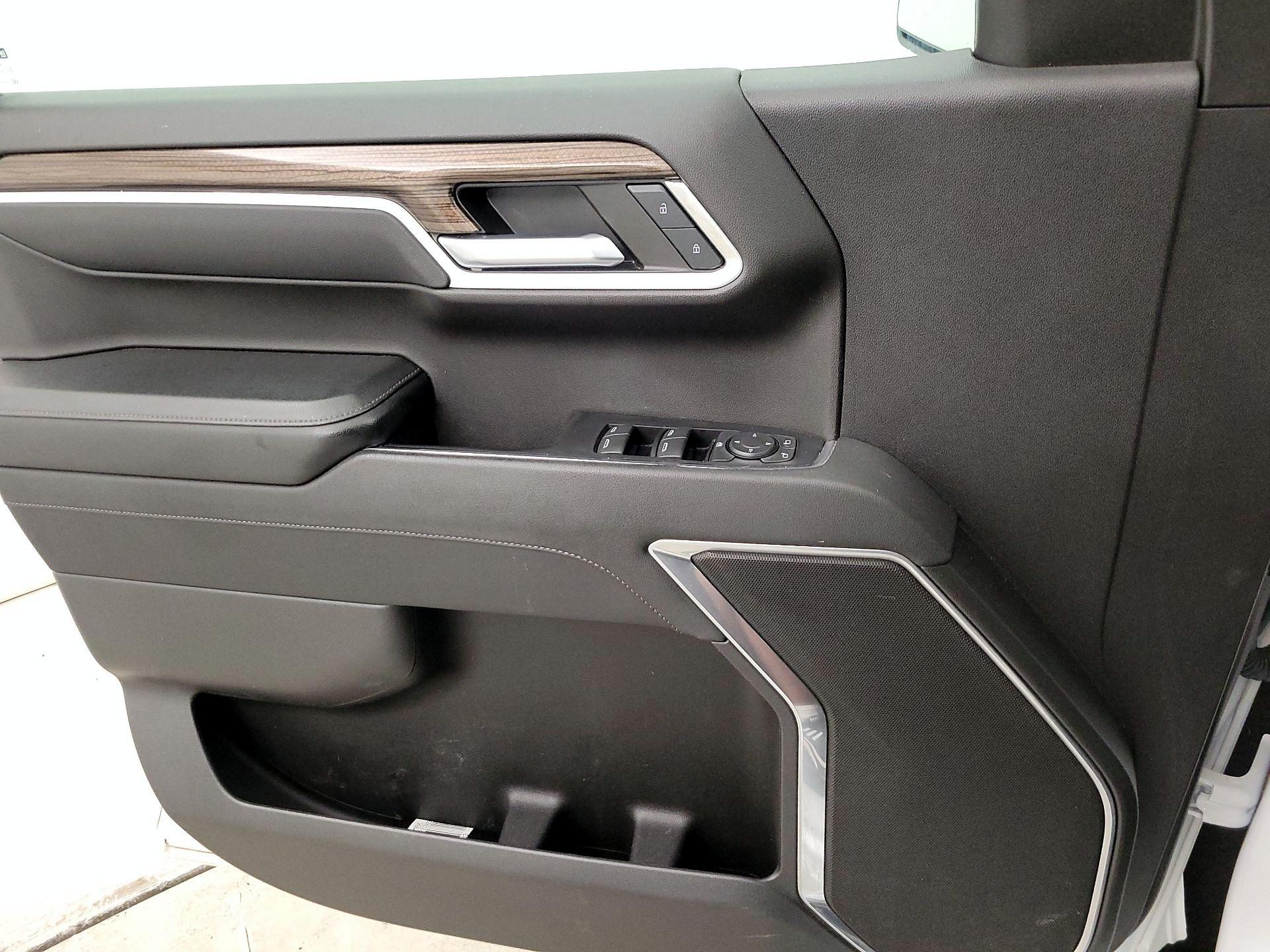 Thumbnail: 2023 Chevrolet Silverado 1500 - 12