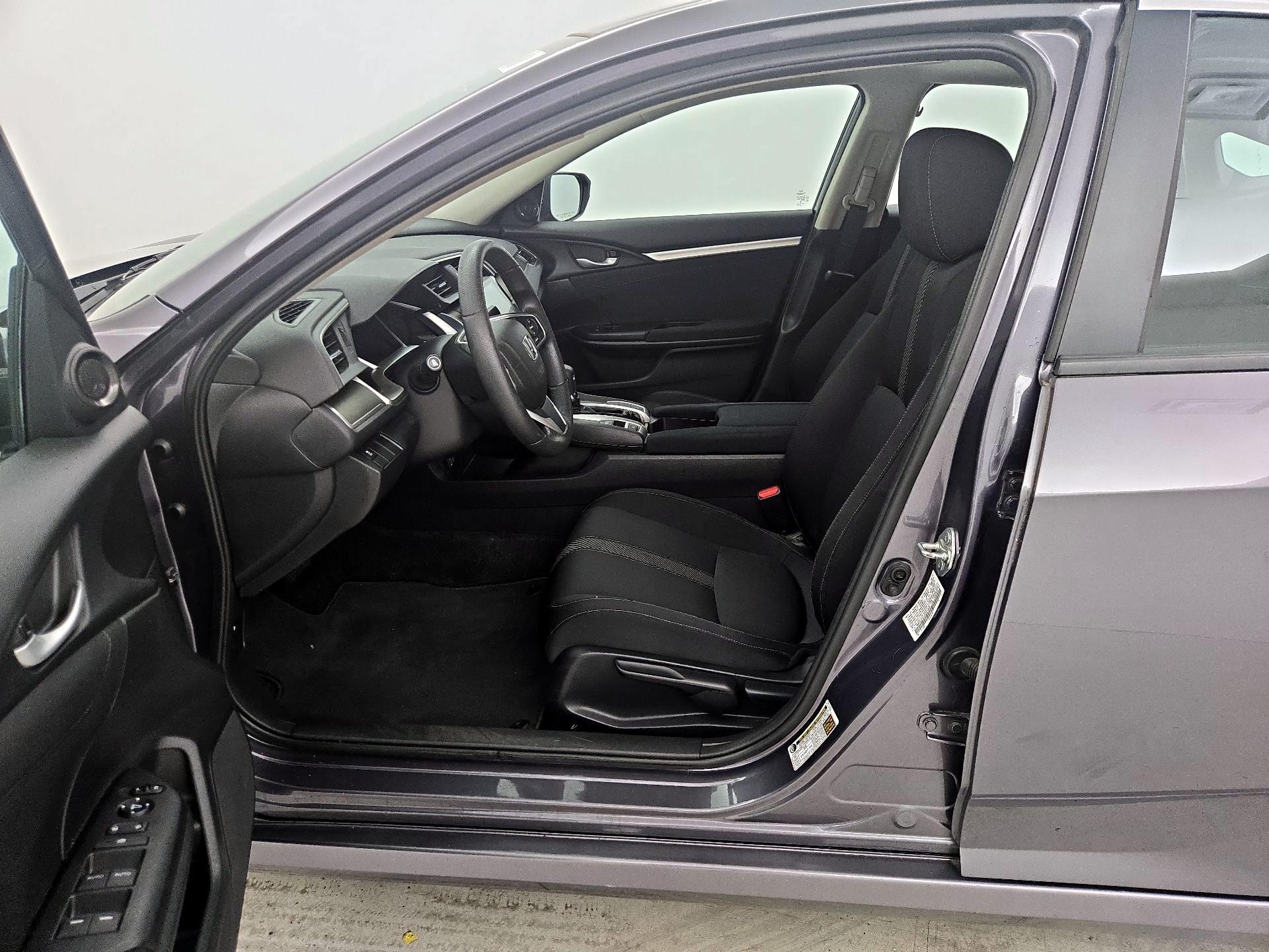 Thumbnail: 2016 Honda Civic - 11