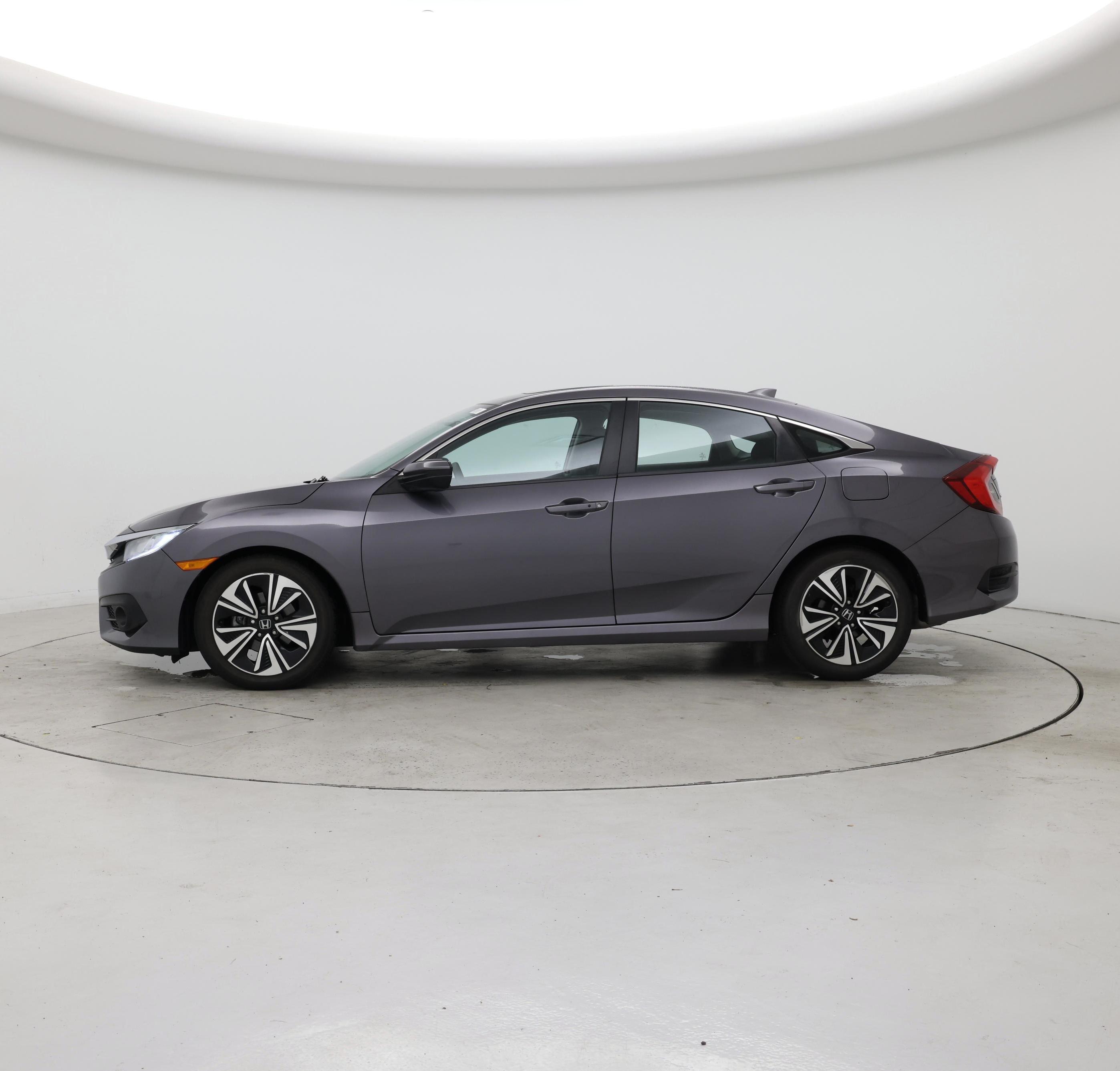Thumbnail: 2016 Honda Civic - 3