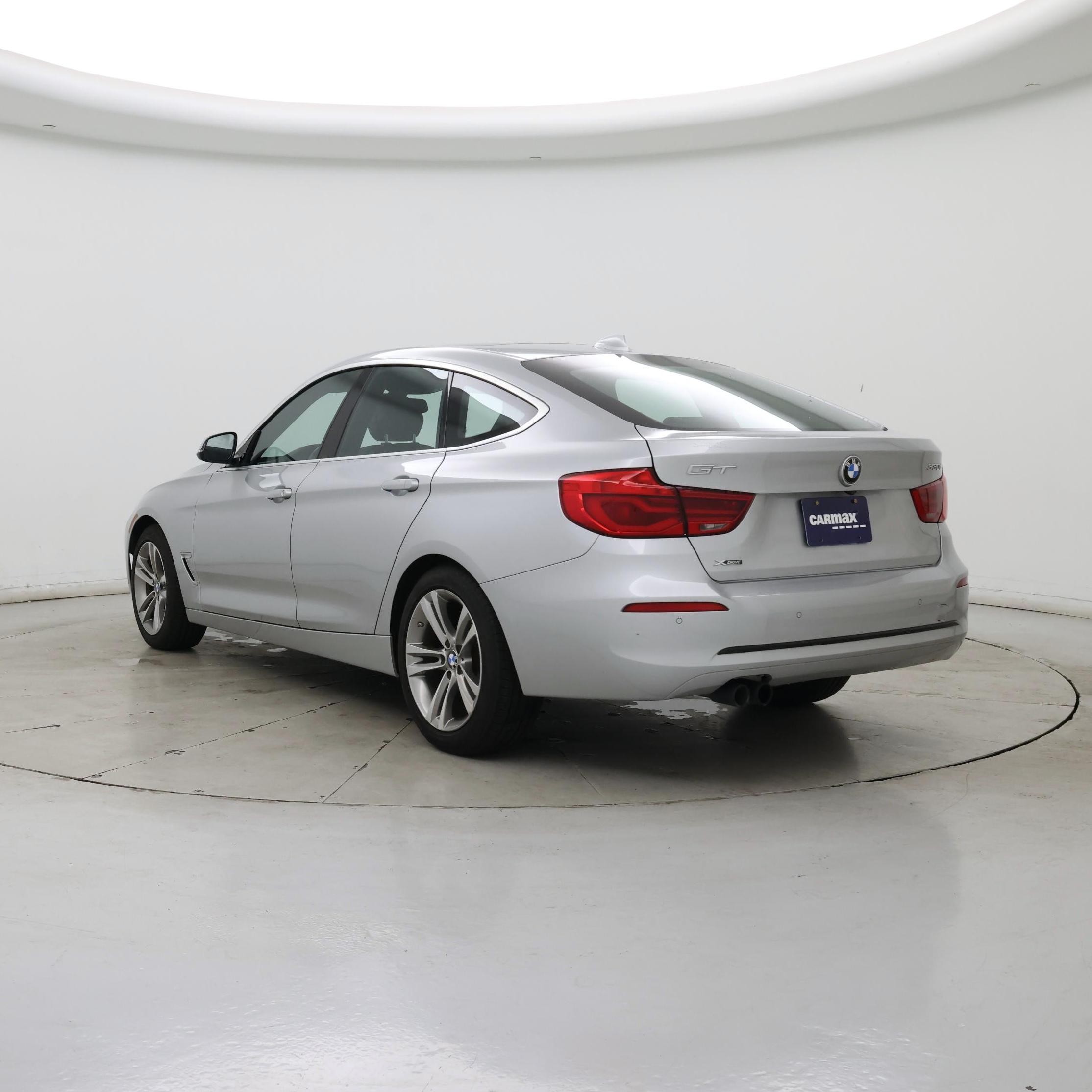Thumbnail: 2017 BMW 3 Series - 2